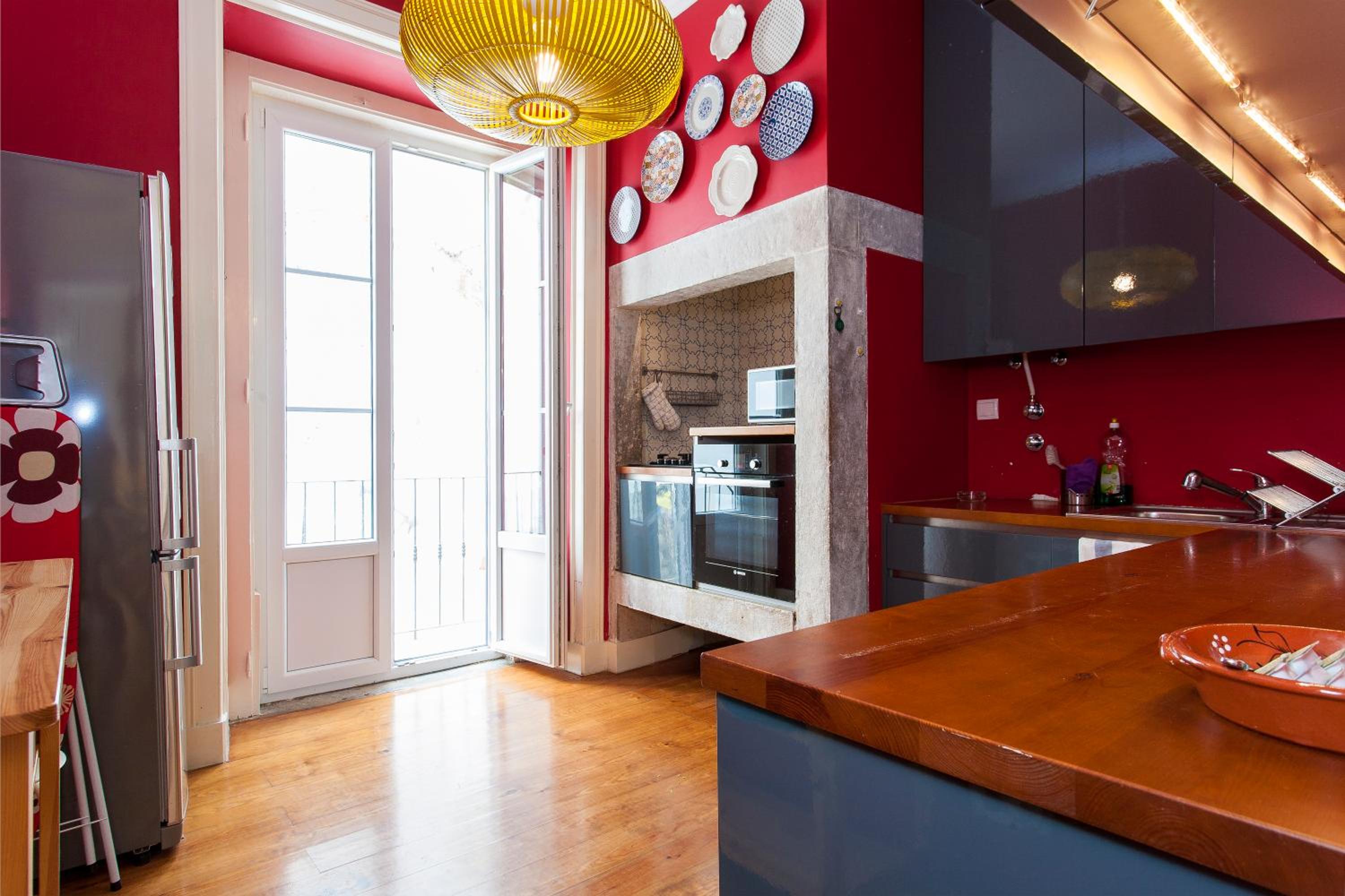 Bairro Alto 3 Bedroom Patio Flat! view 2