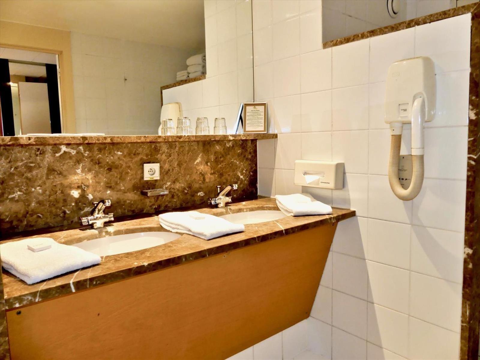 Bruges Vacations - Golden Tulip Hotel de' Medici - Property Image 30