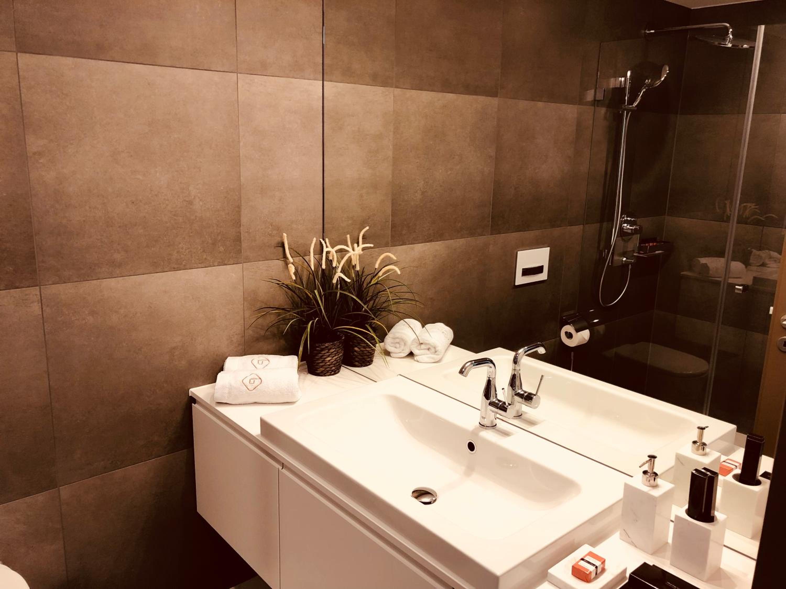 Park Tower City View Apartments