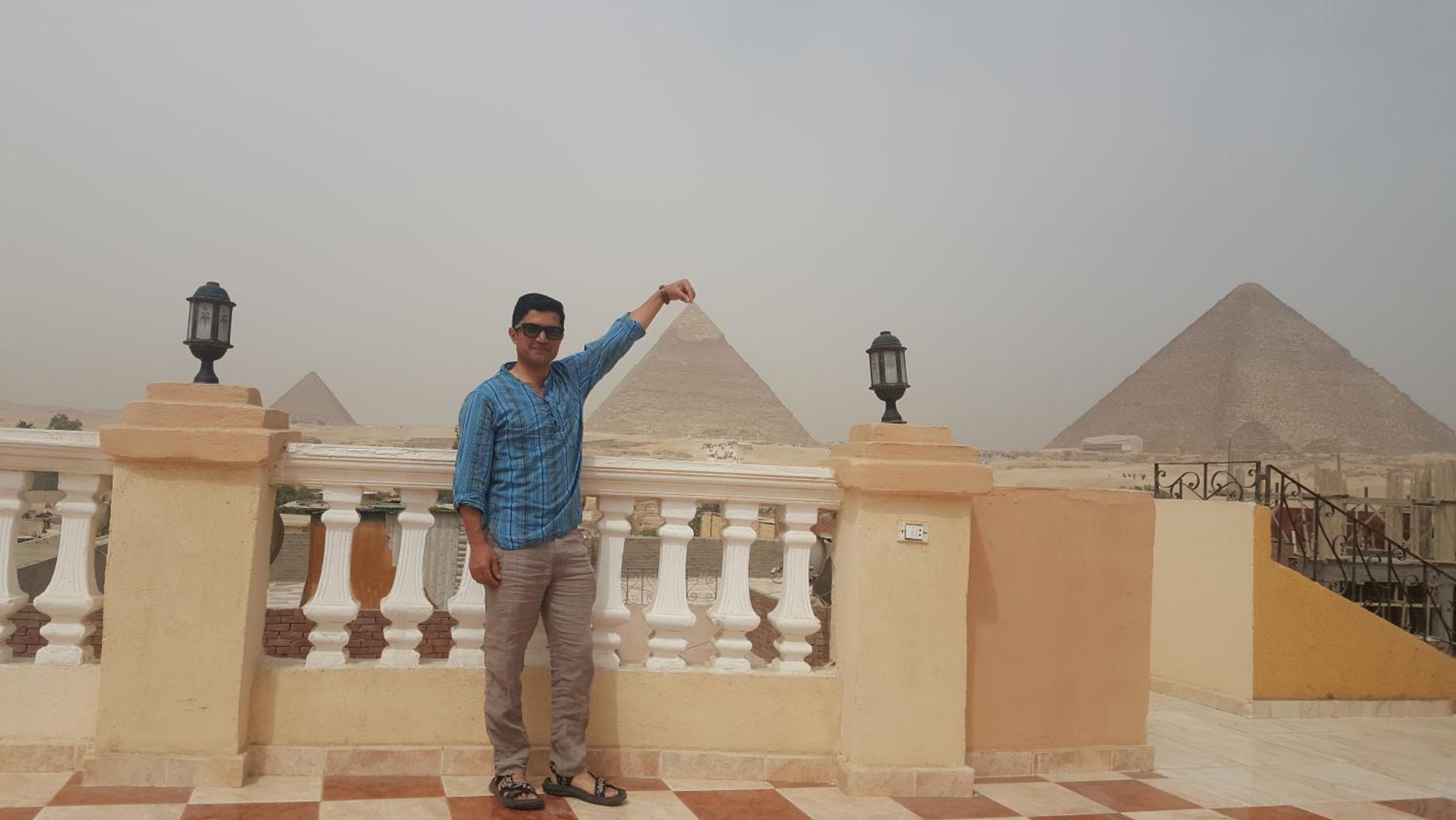 Royal Pyramids Inn