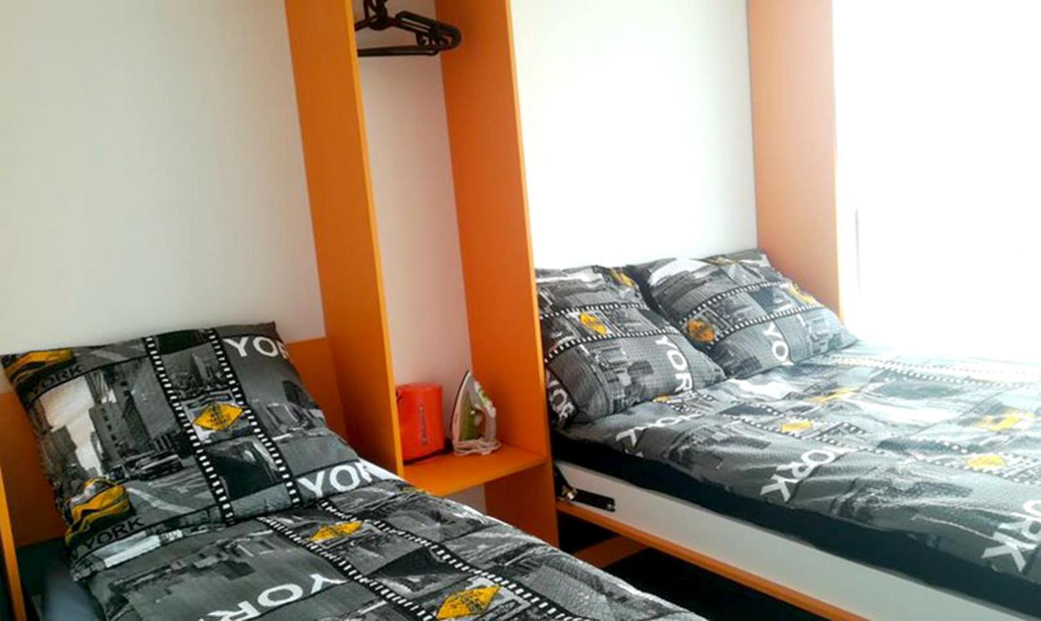 Walk distance to mokotow business park