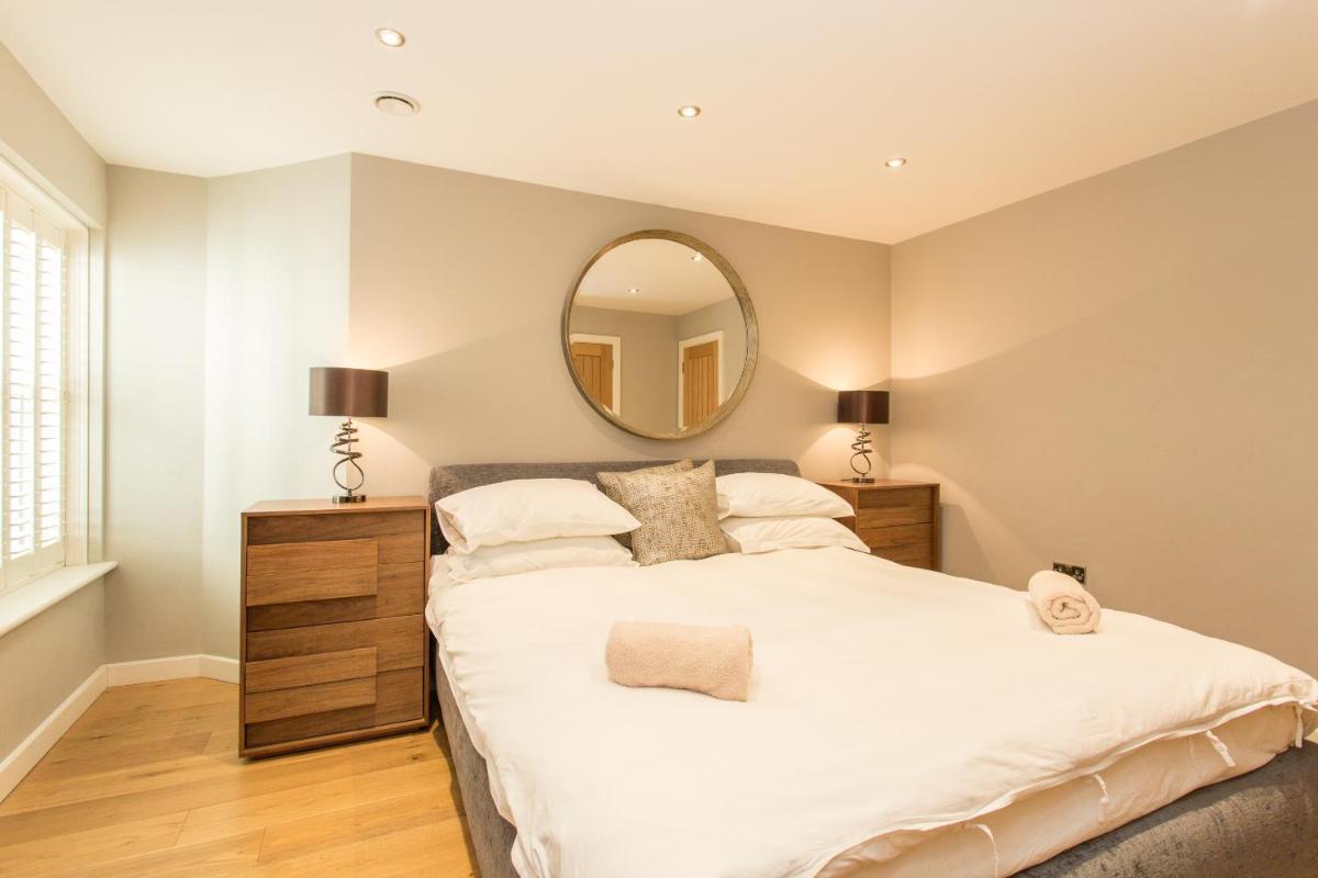 The Sweet Mews - Large 4BDR Home
