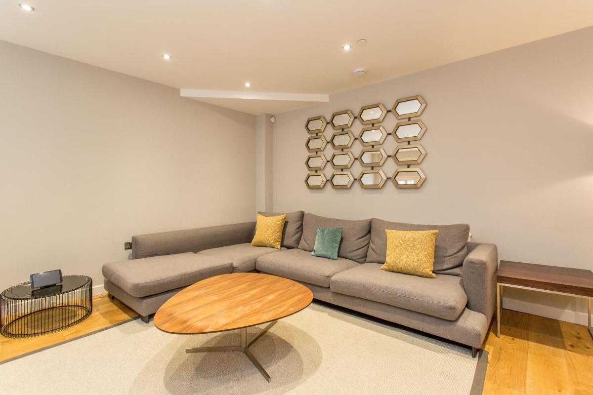 The Sweet Mews - Large 4BDR Home