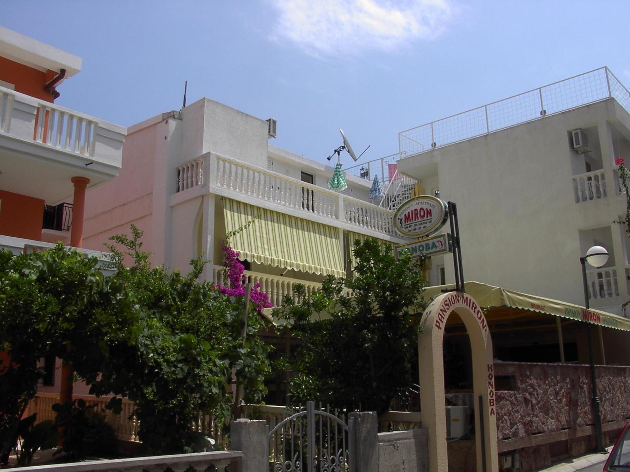 Photo 44