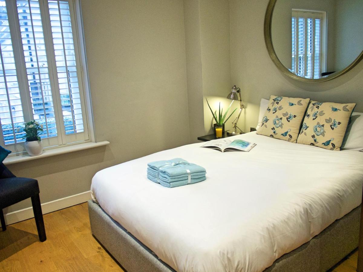 The Norfolk Townhouse - Stunning 5BDR Home