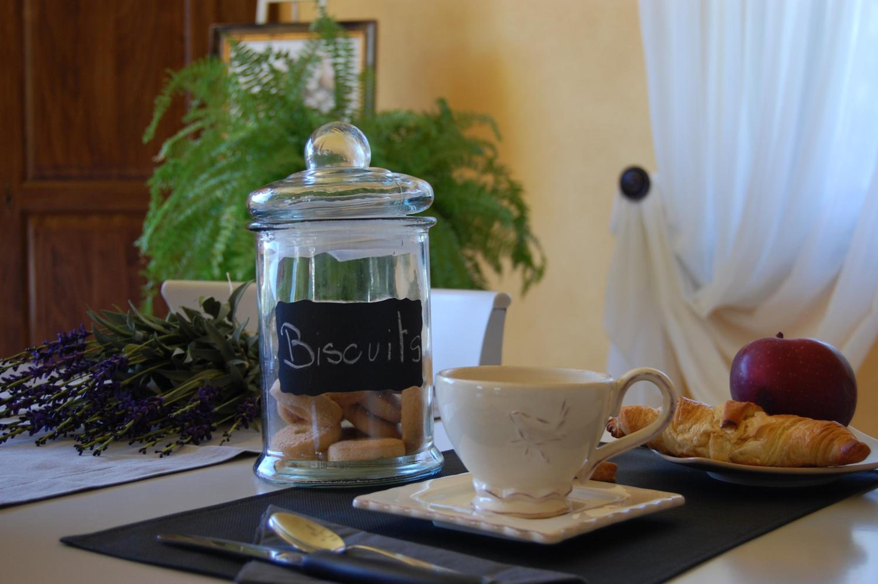 B&B La Provenzale view 2