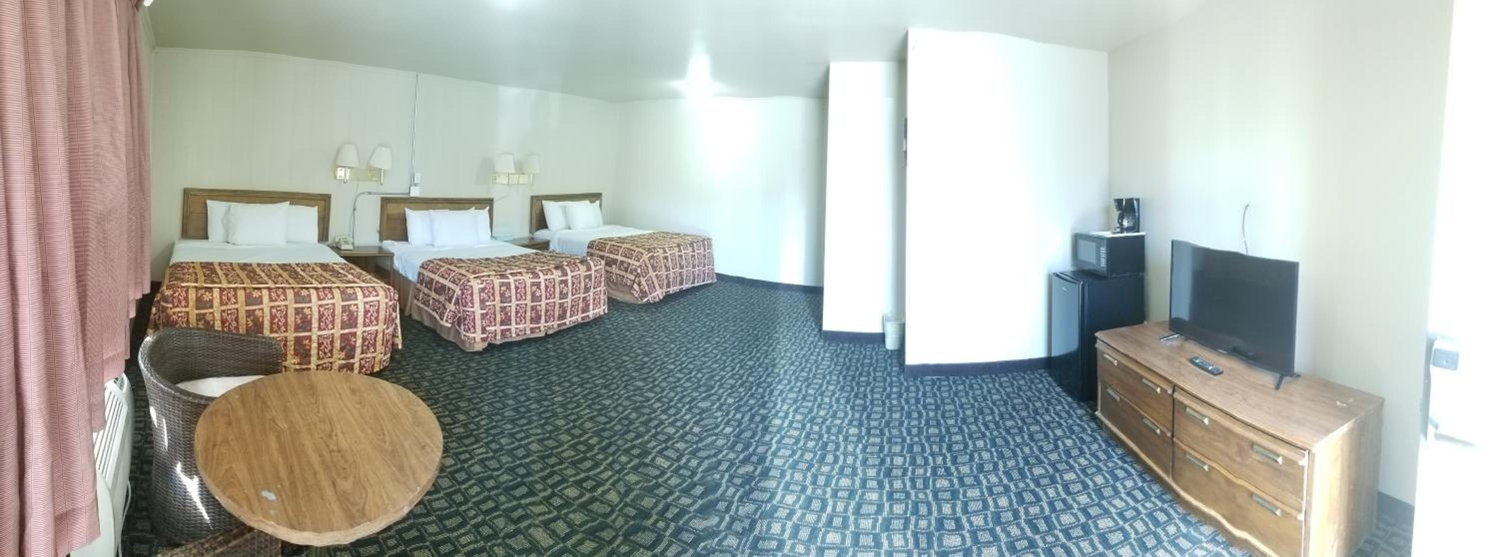 Mountain View Inn Yreka CA view 5