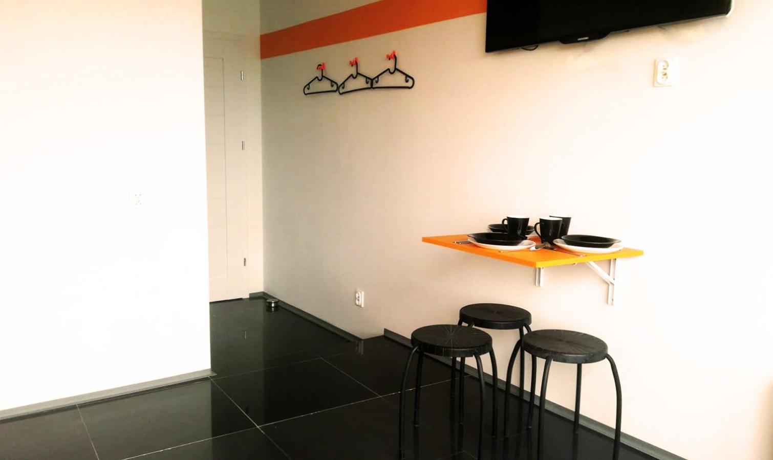 Walk distance to mokotow business park