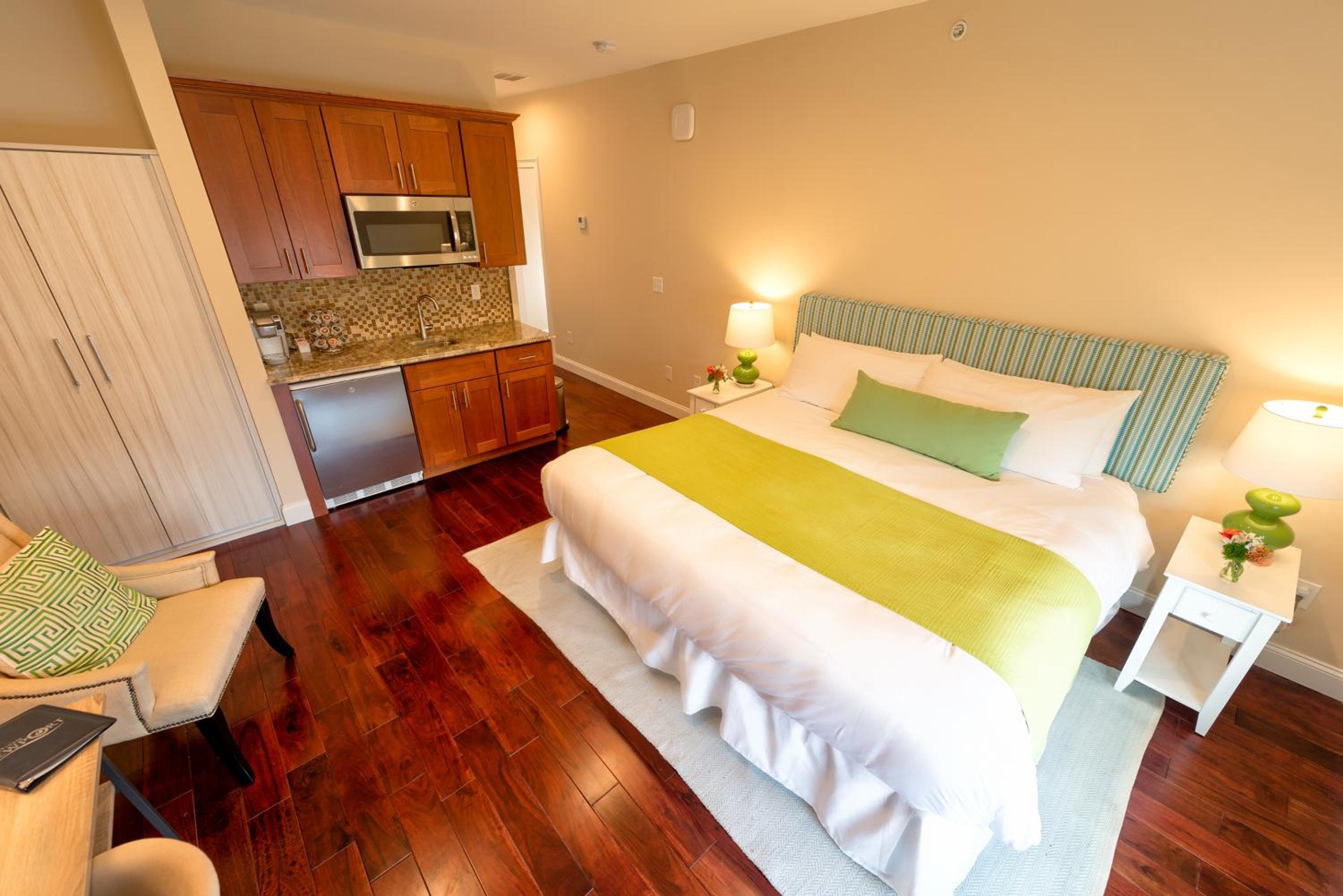 The East Island Reserve Hotel