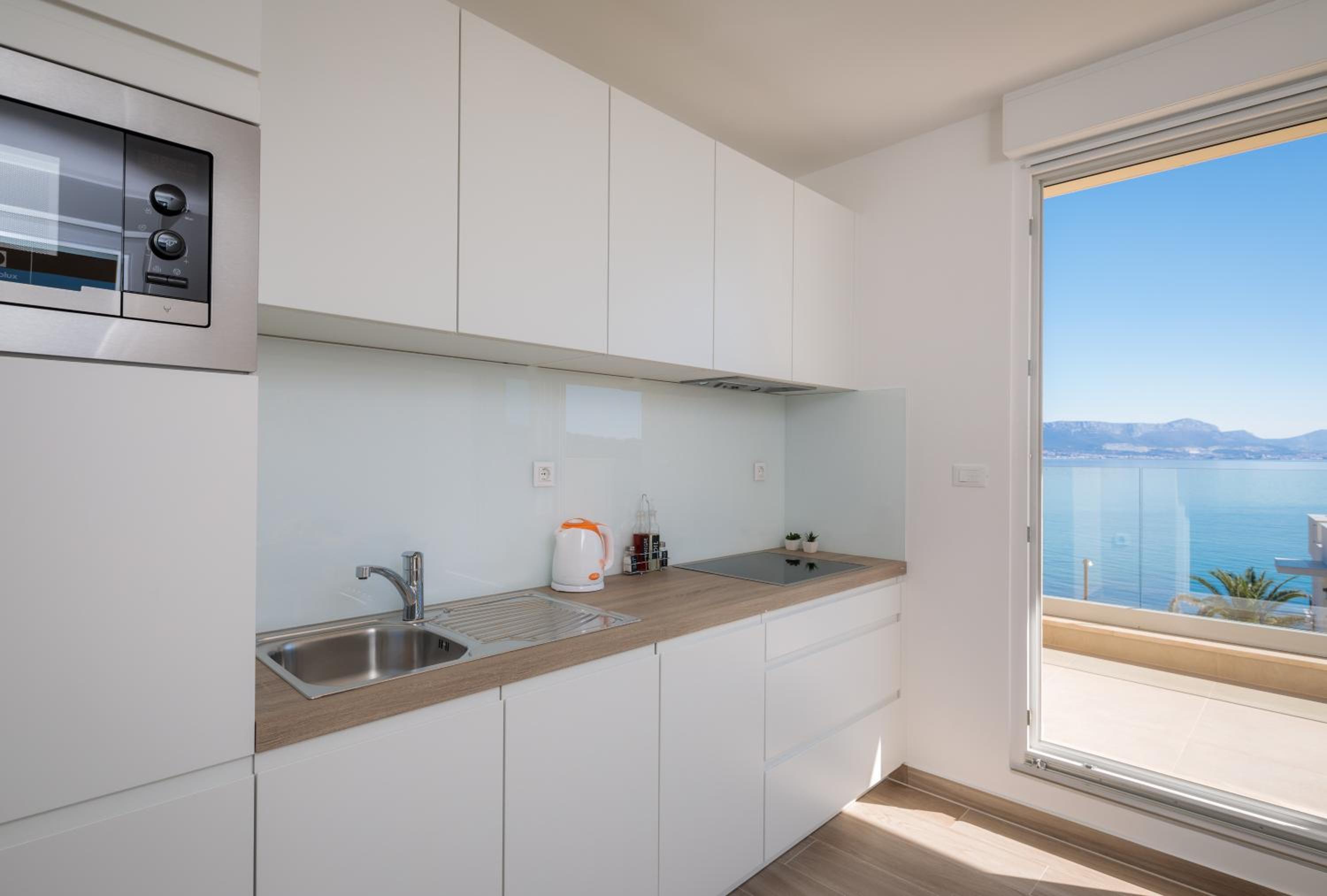 Apartments Alba view 4