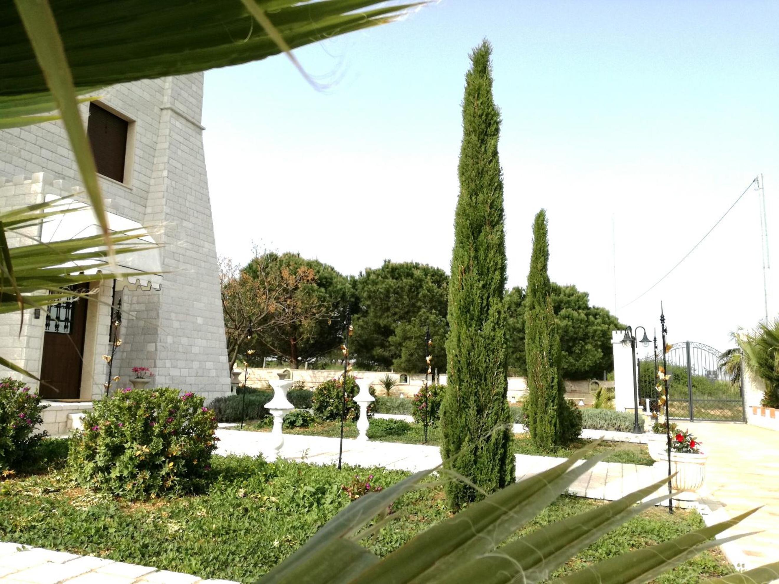 Albadido view 4