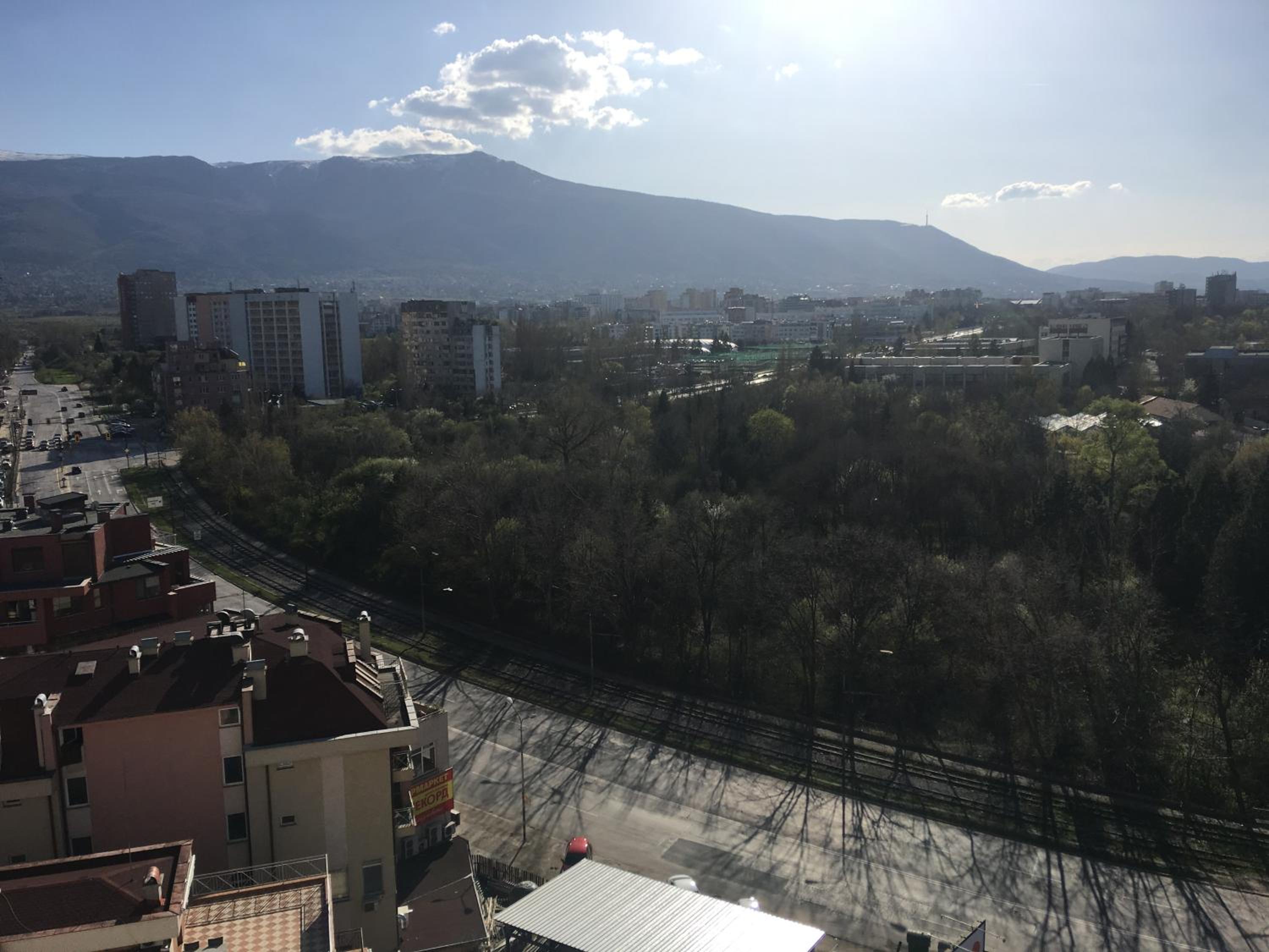 Panorama Apartment Darvenitsa view 4