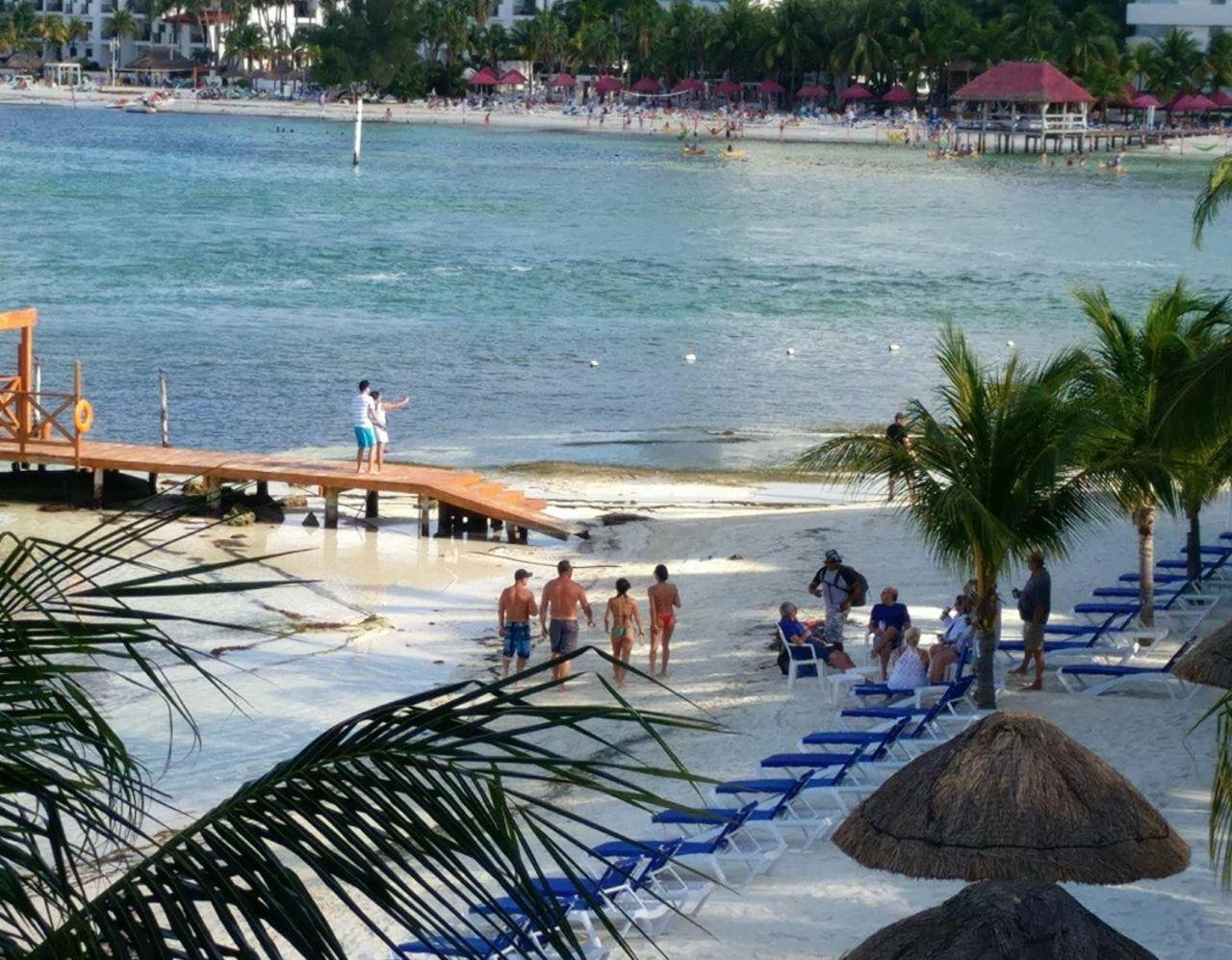 Bella Beach Condo Cancun