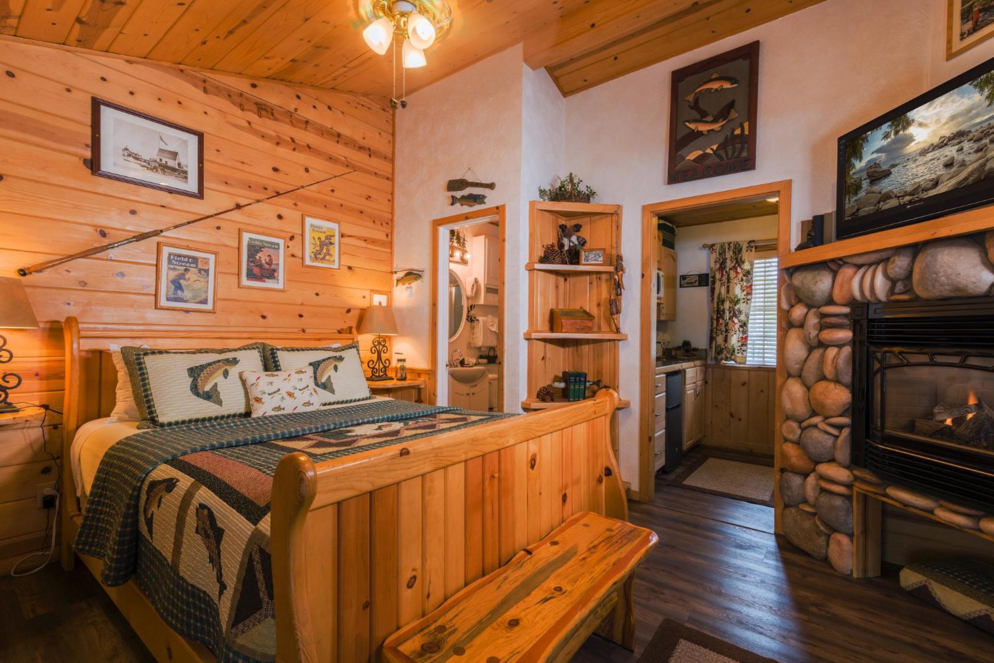 Lake Tahoe Vacations - Fireside Lodge - Property Image 1