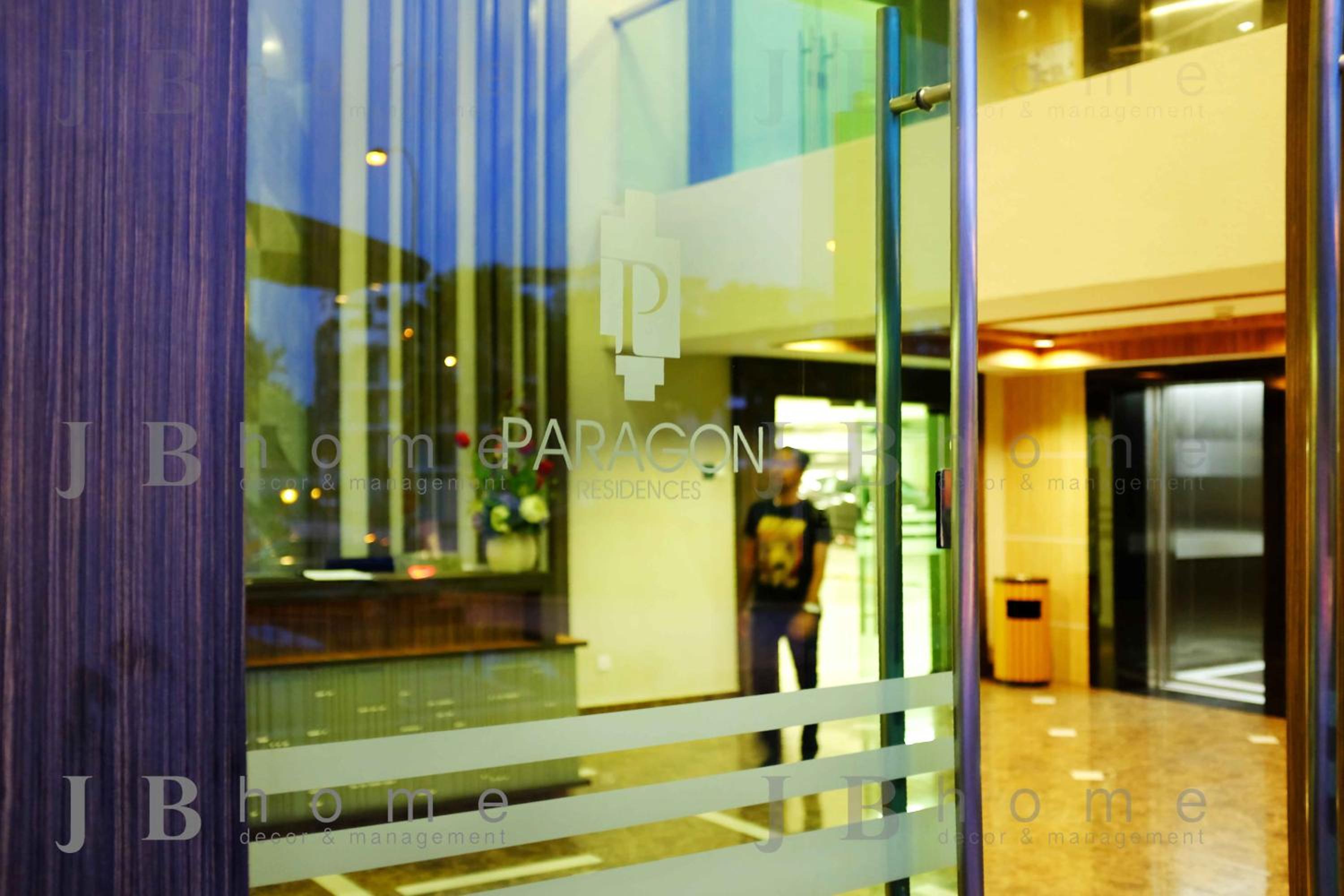 Paragon Residences Straits View Homestay by WELCOME HOME