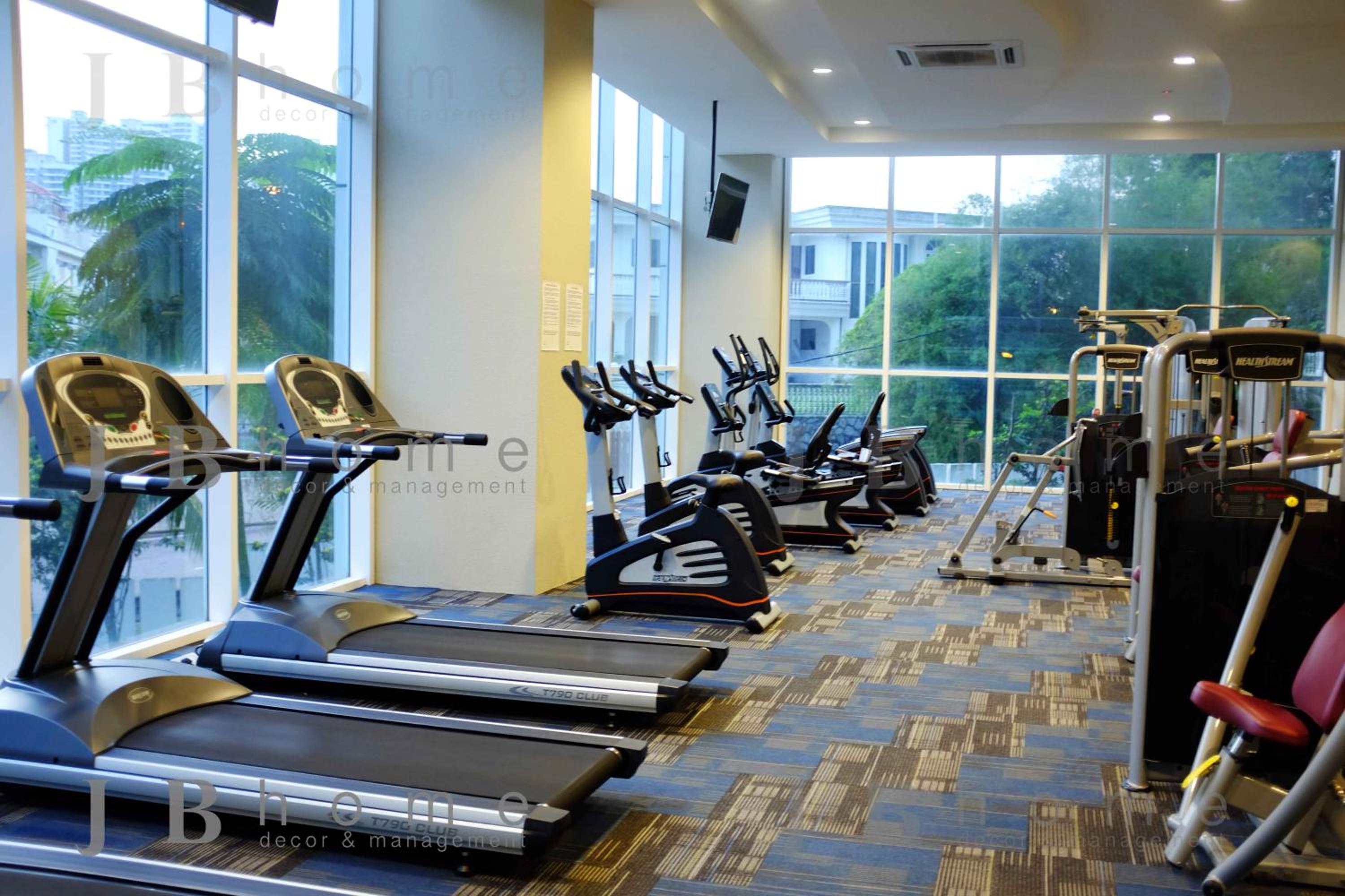 Paragon Residences Straits View Homestay by WELCOME HOME