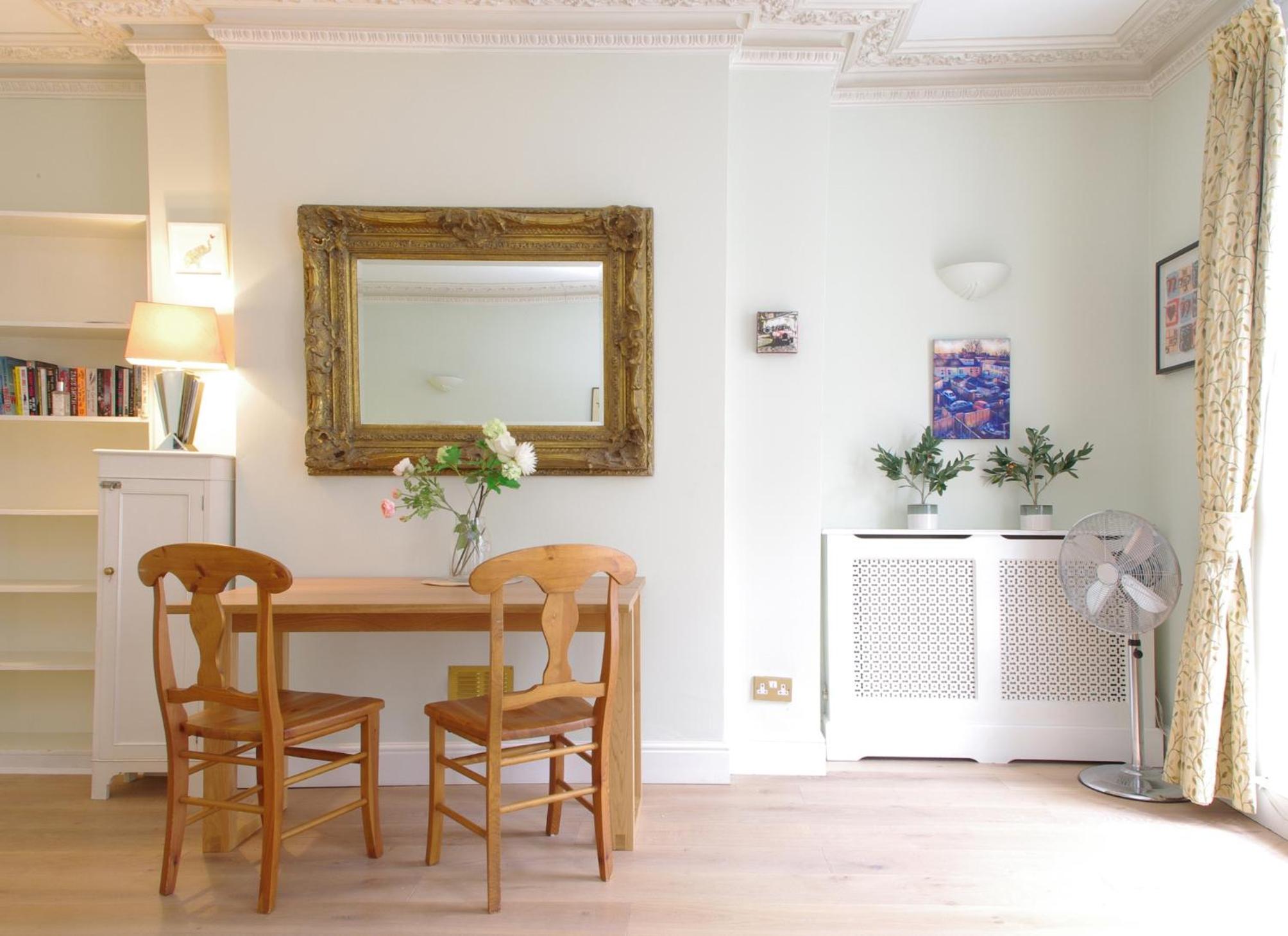Covent Garden Two Bedroom Apartment near West End and stations