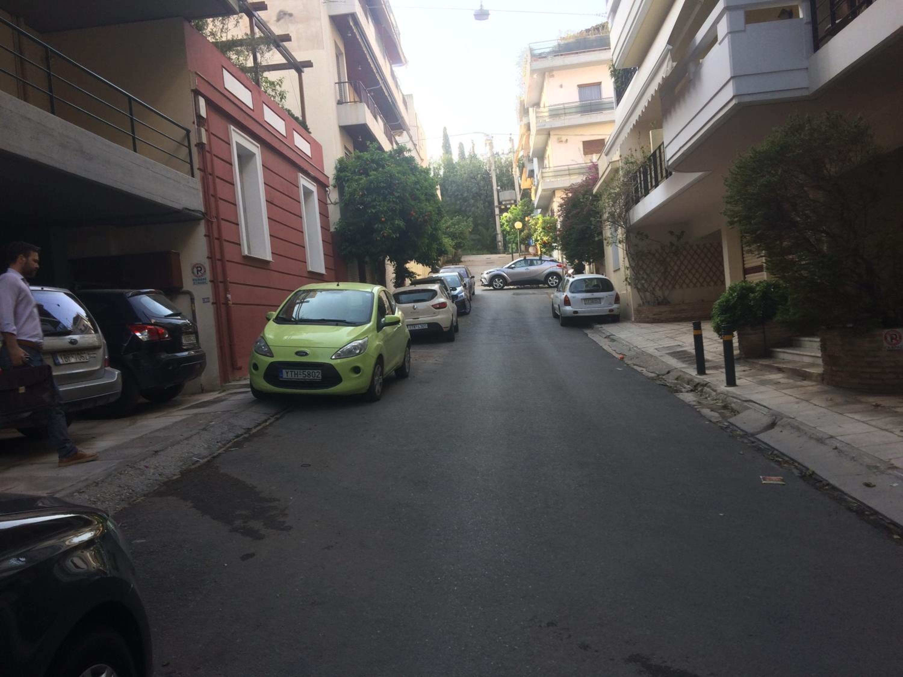 Central Athens - Mets apt near Acropolis