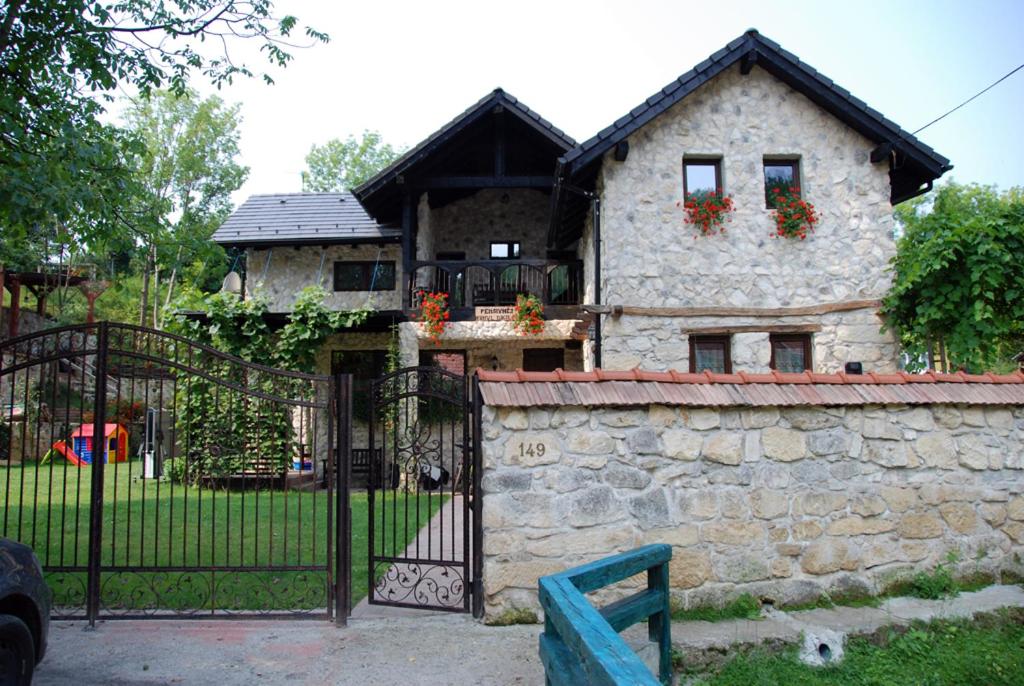 Photo 29