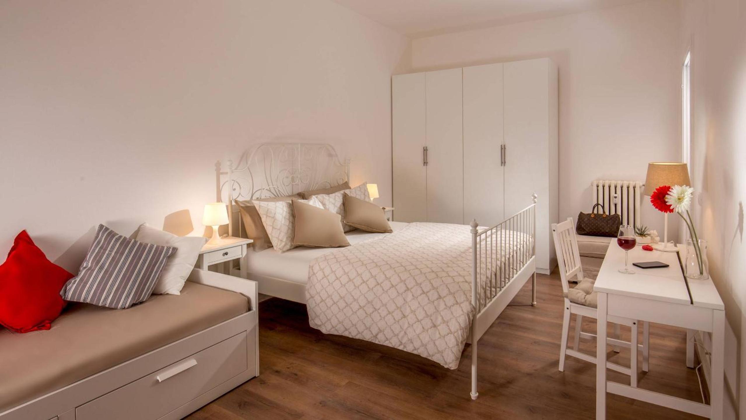 Sweet Rooms Piramide Bed and Breakfast photo 3