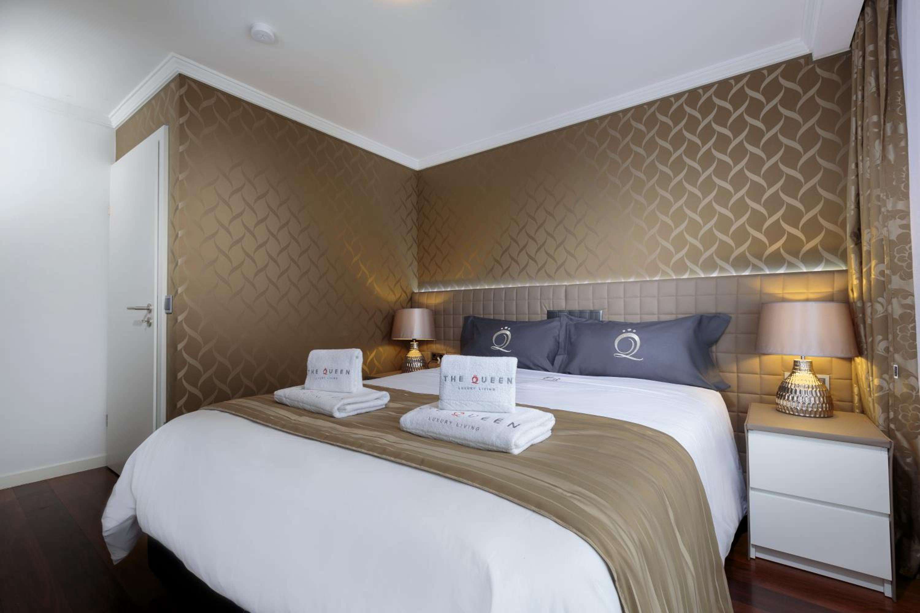 The Queen Luxury Apartments - Villa Vinicia