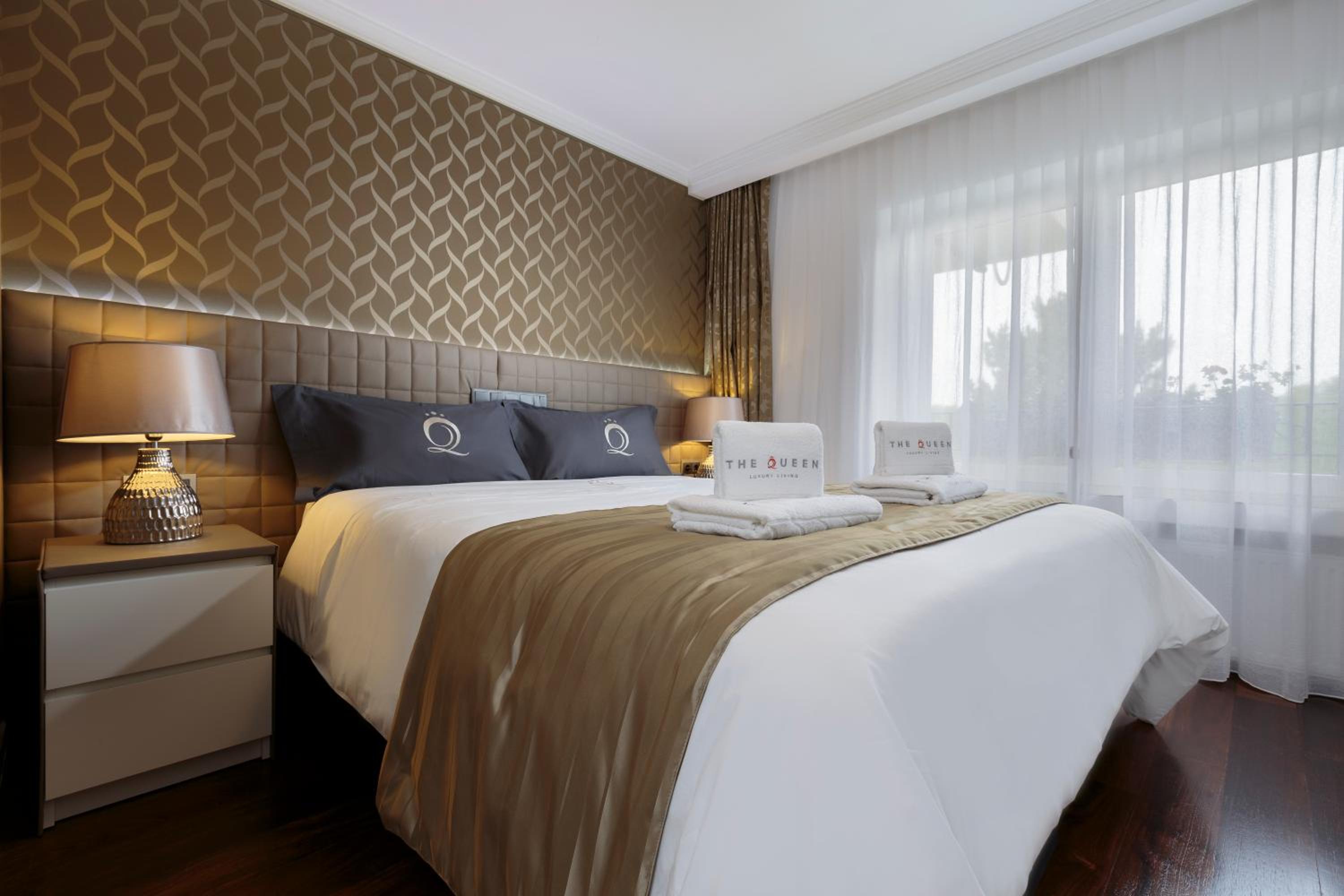 The Queen Luxury Apartments - Villa Vinicia