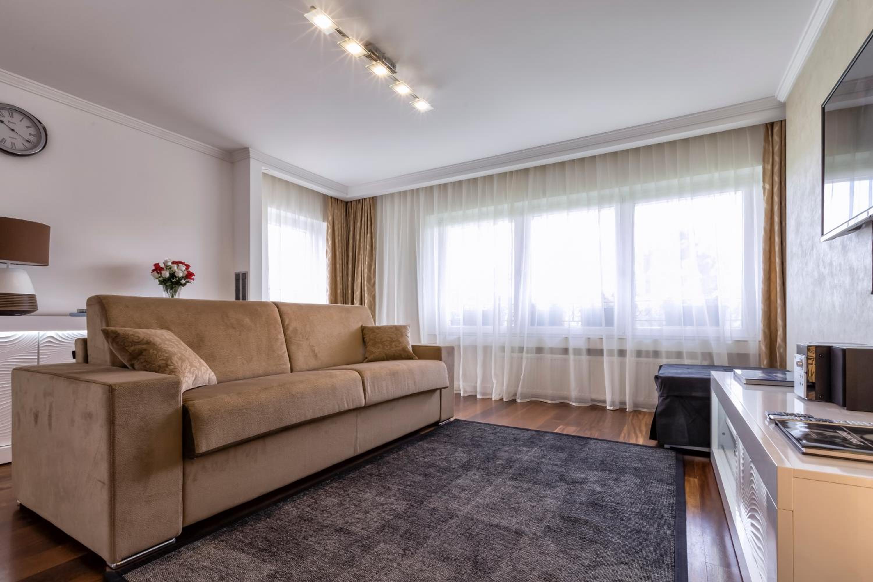 The Queen Luxury Apartments - Villa Vinicia