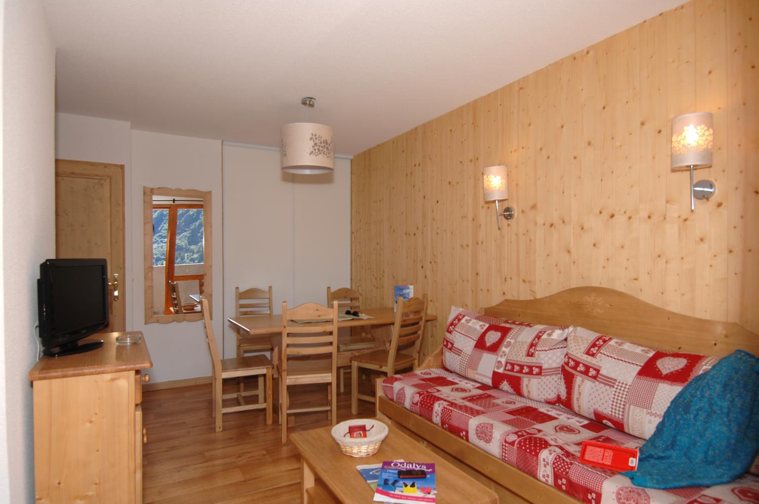 Valmeinier Vacations - Residence Odalys Le Grand Panorama 1 - Property Image 2