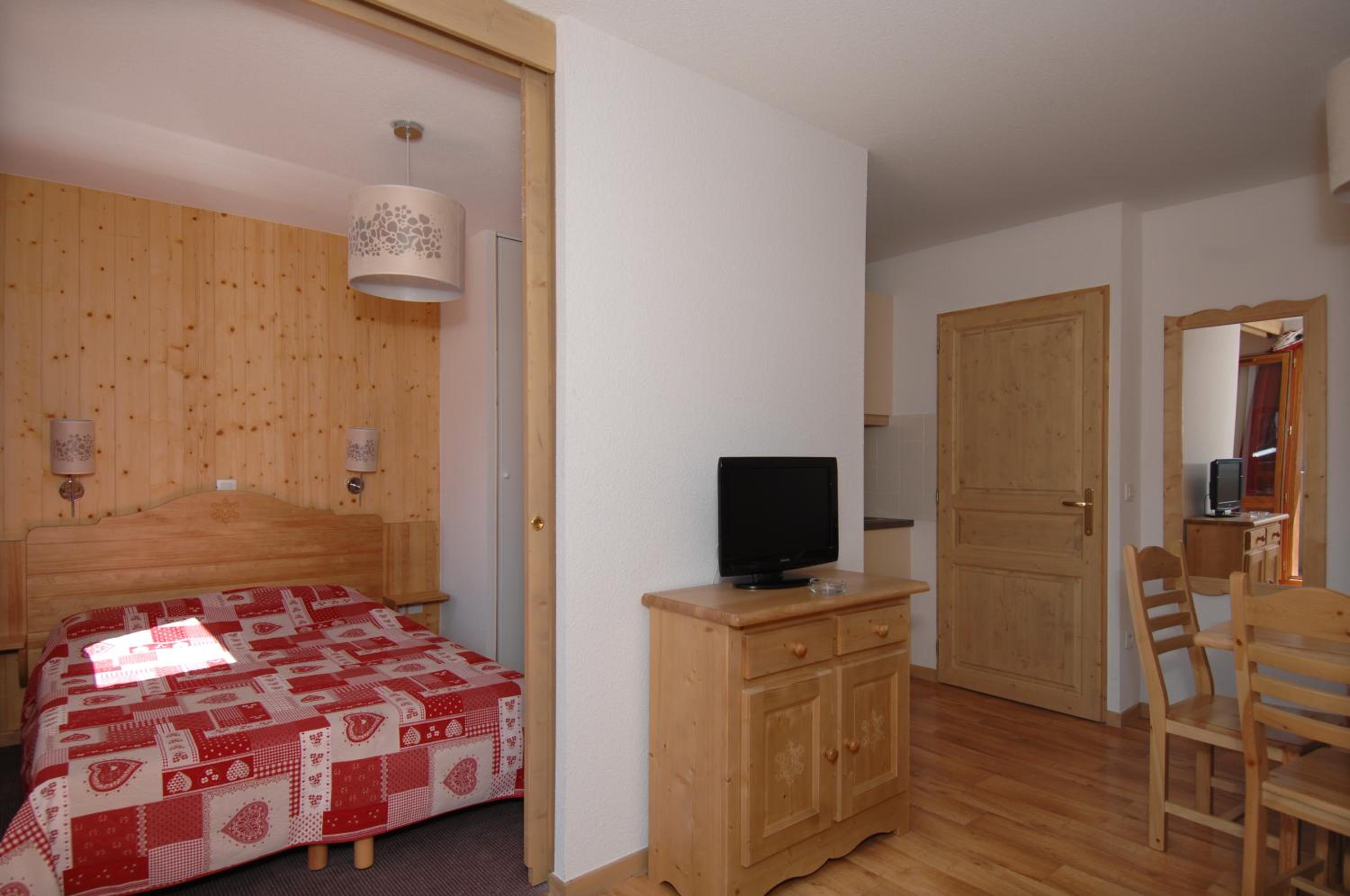 Valmeinier Vacations - Residence Odalys Le Grand Panorama 1 - Property Image 4