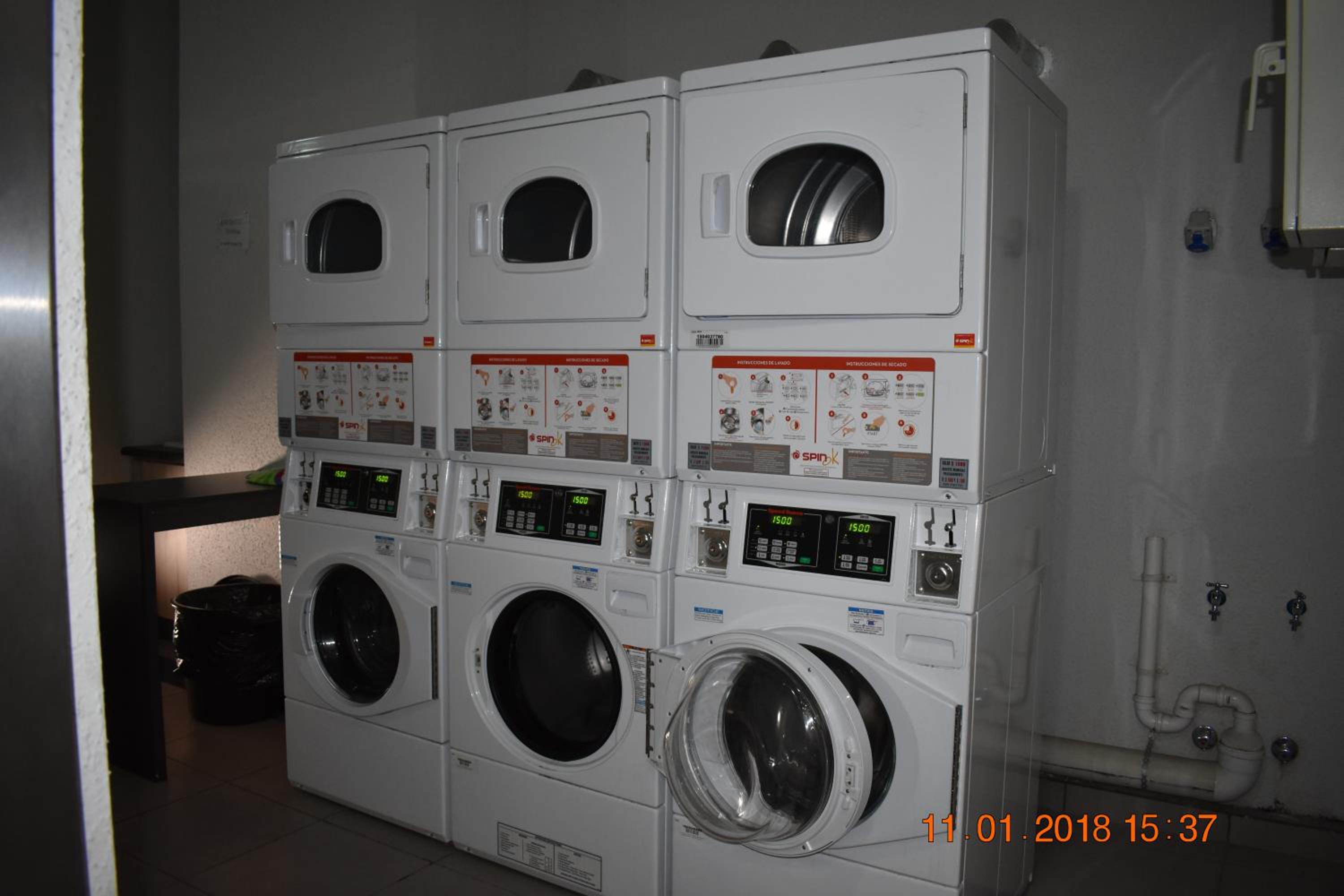 Photo 8