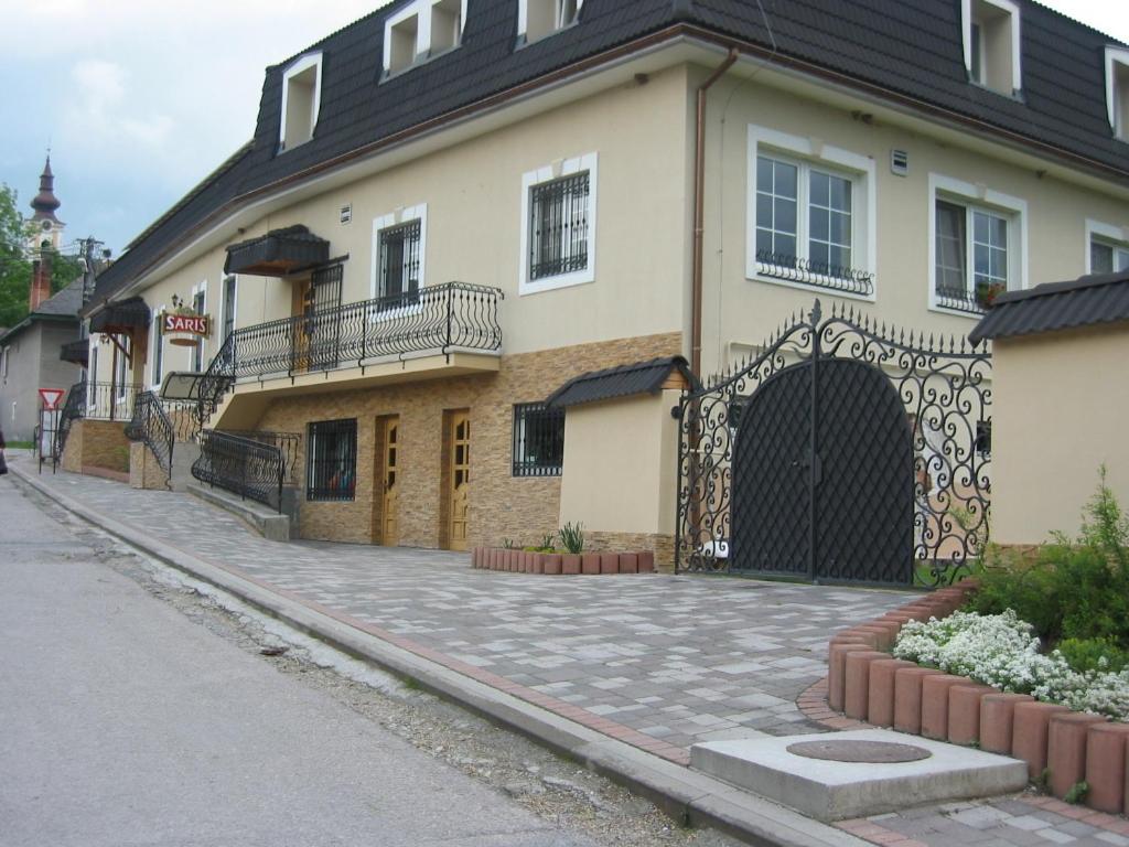 Photo 31
