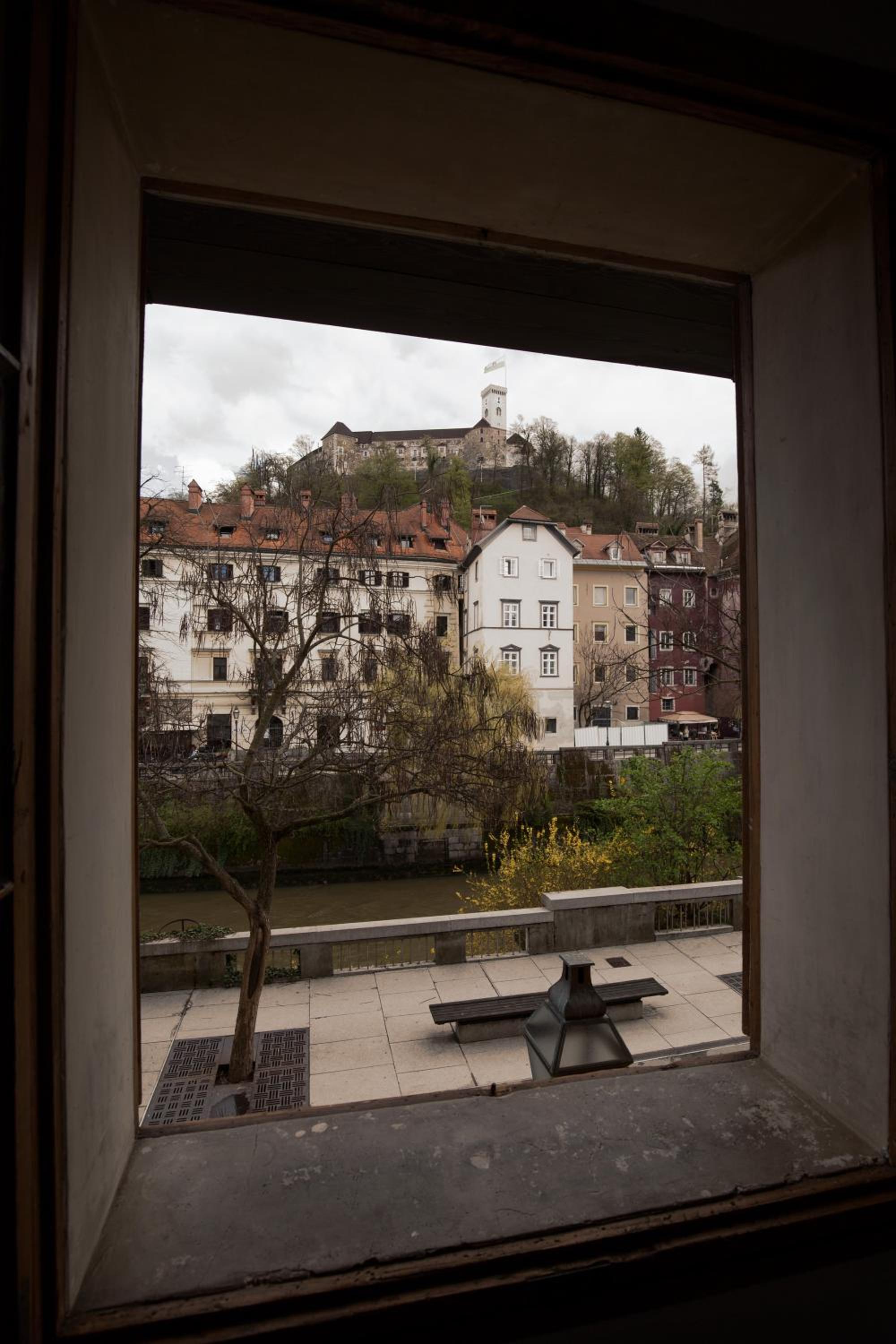 River and Castle View Apartment Rose Tour As Ljubljana view 5