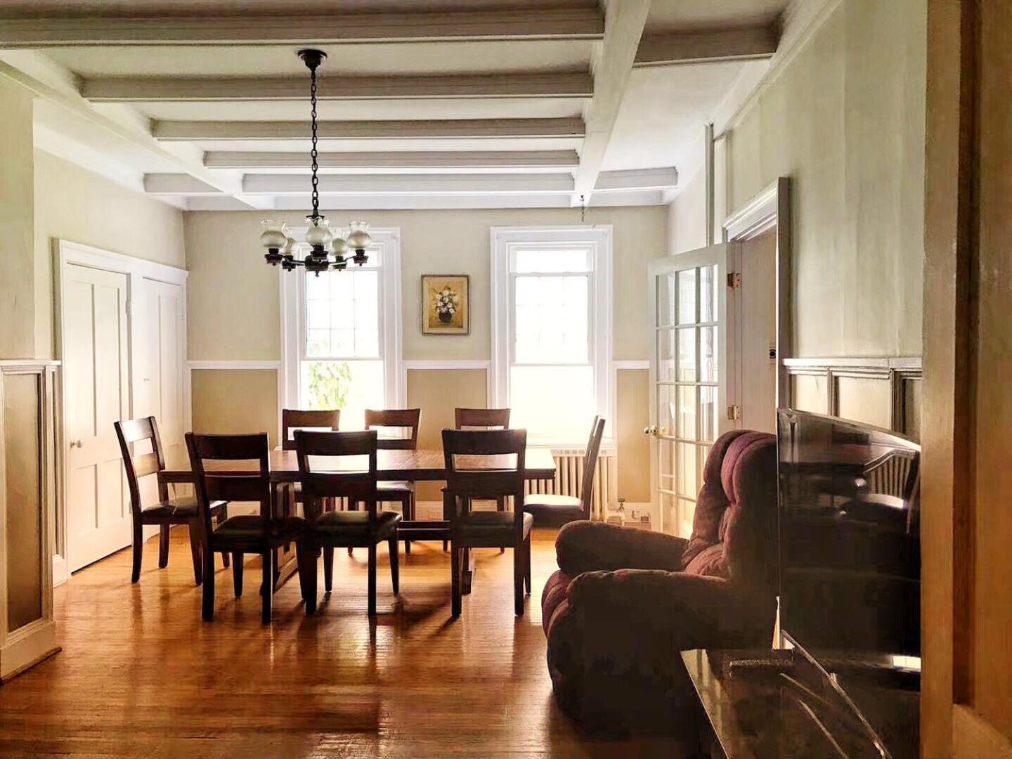 WHITE SWAN House