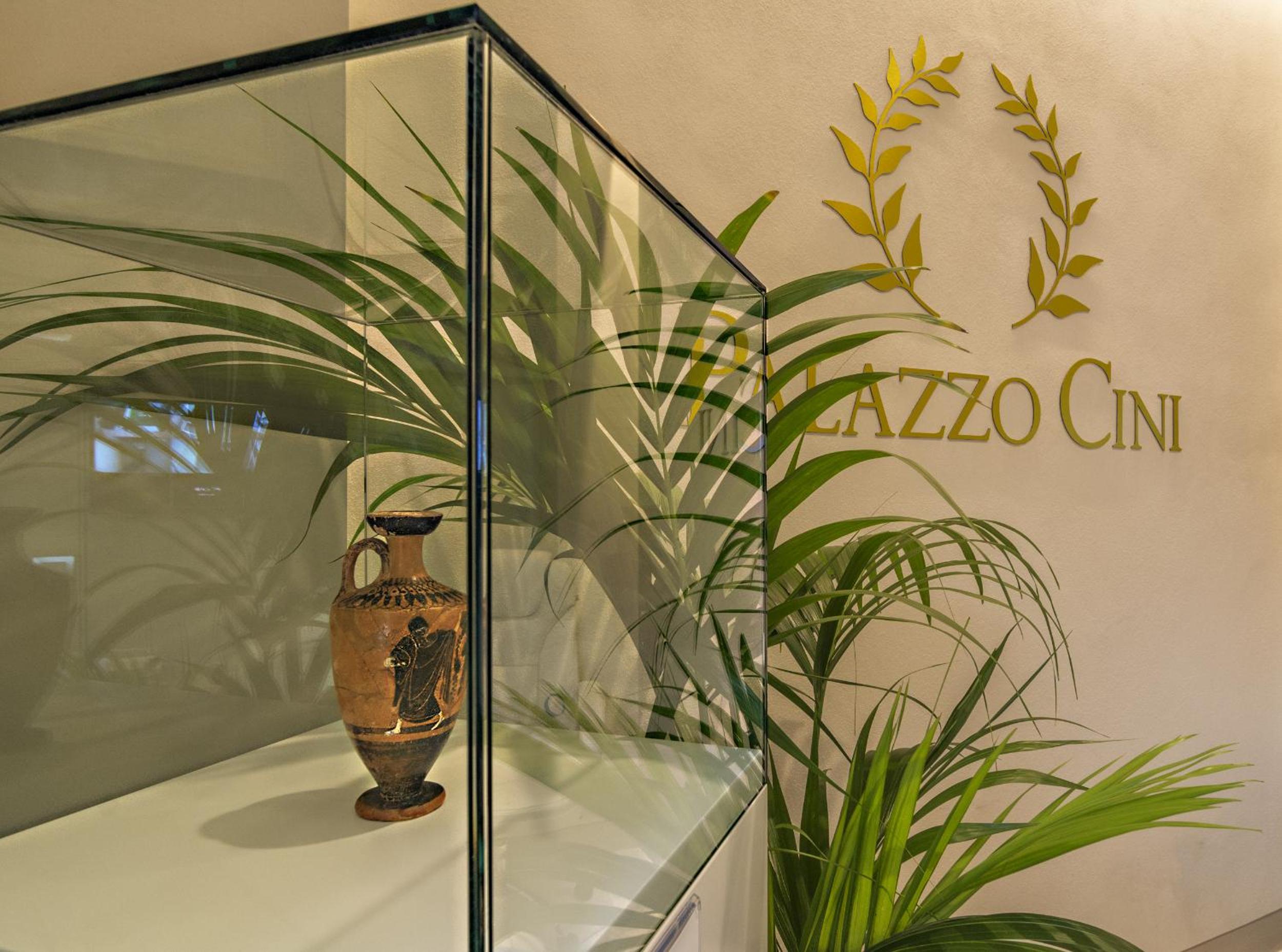 Palazzo Cini Luxury Rooms In Pisa — 14