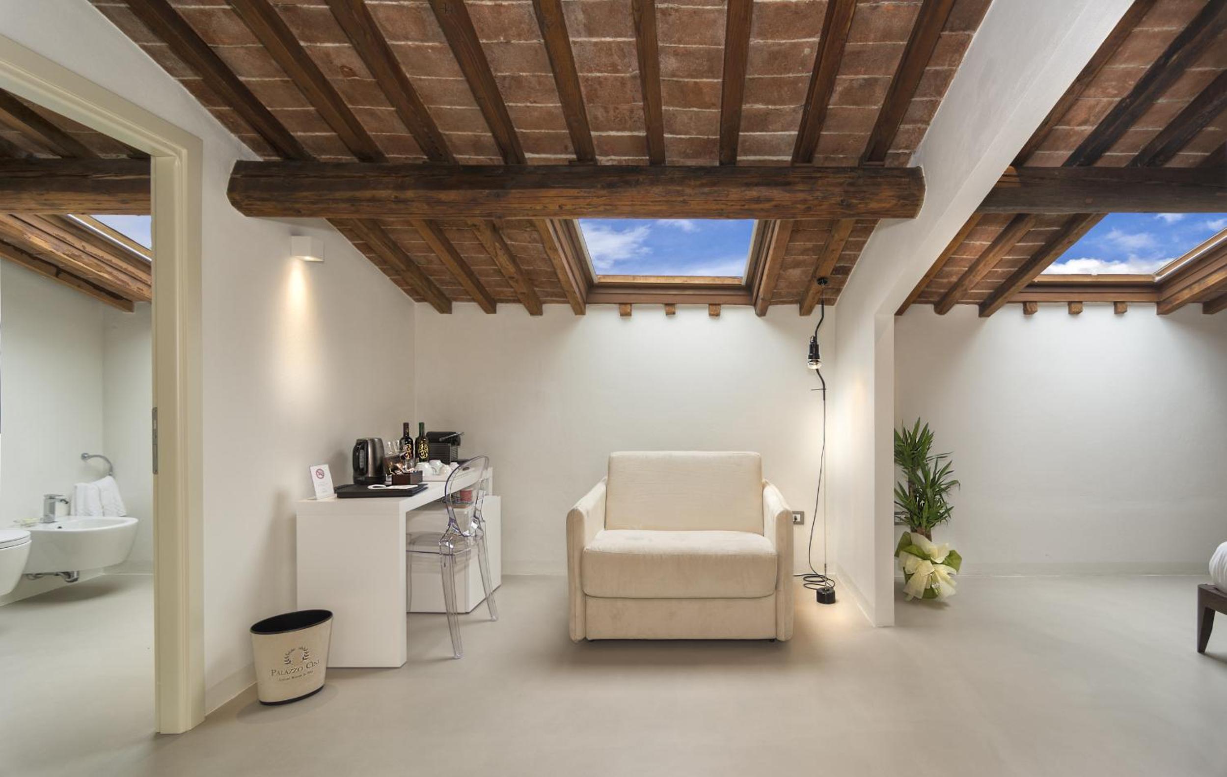 Palazzo Cini Luxury Rooms In Pisa — 7