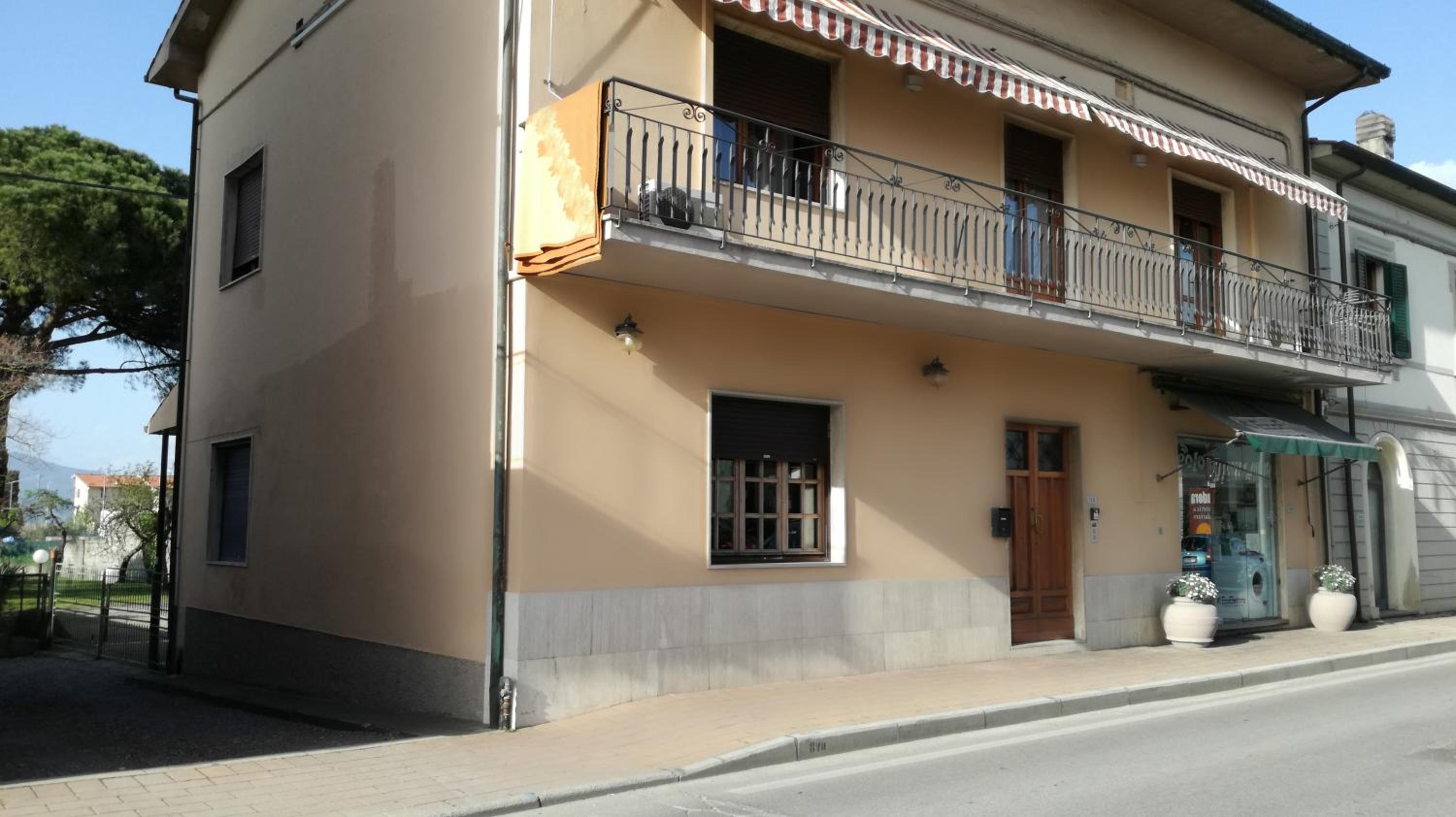 Photo 17