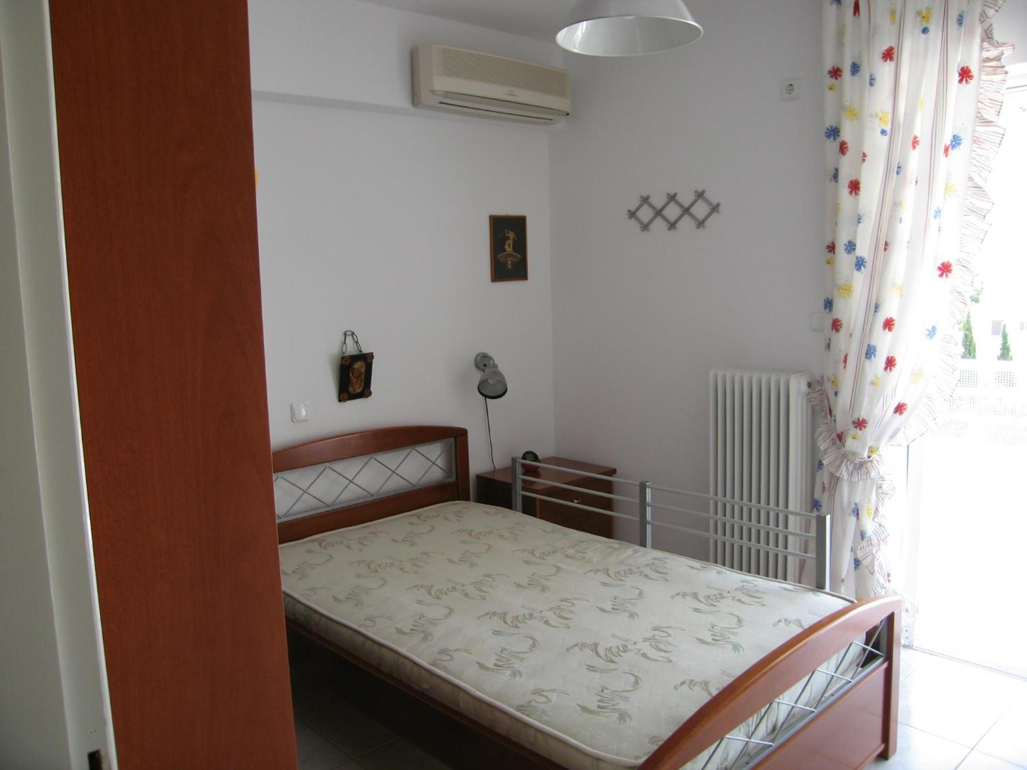 Seaside Modern Apartment - Explore Athens and Beyond