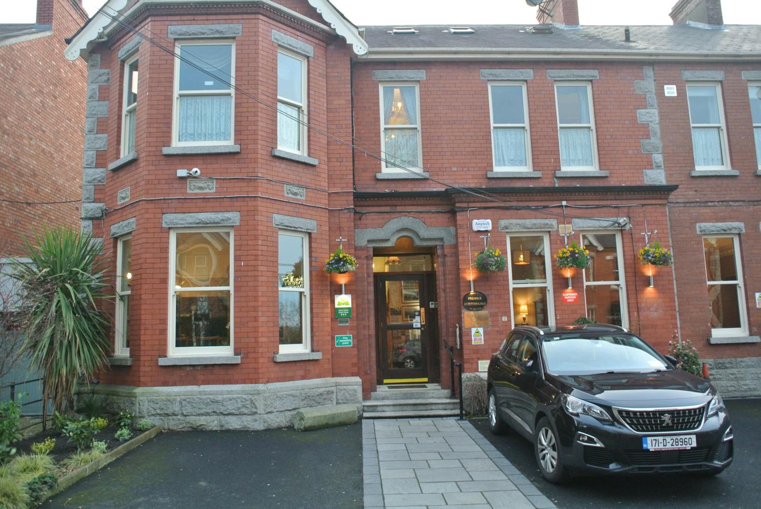 Egans House