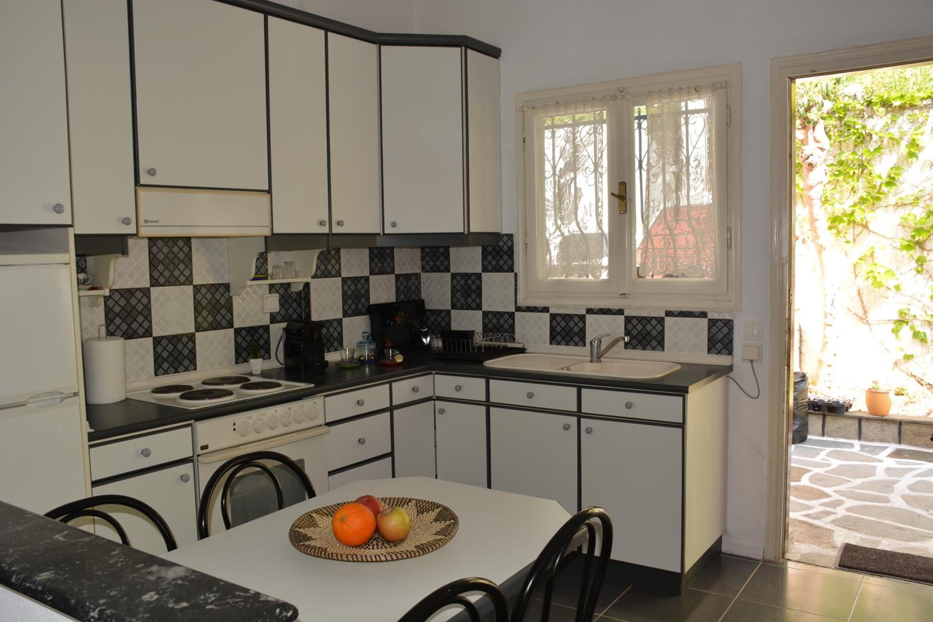 Acrogiali Sunshine photo 5