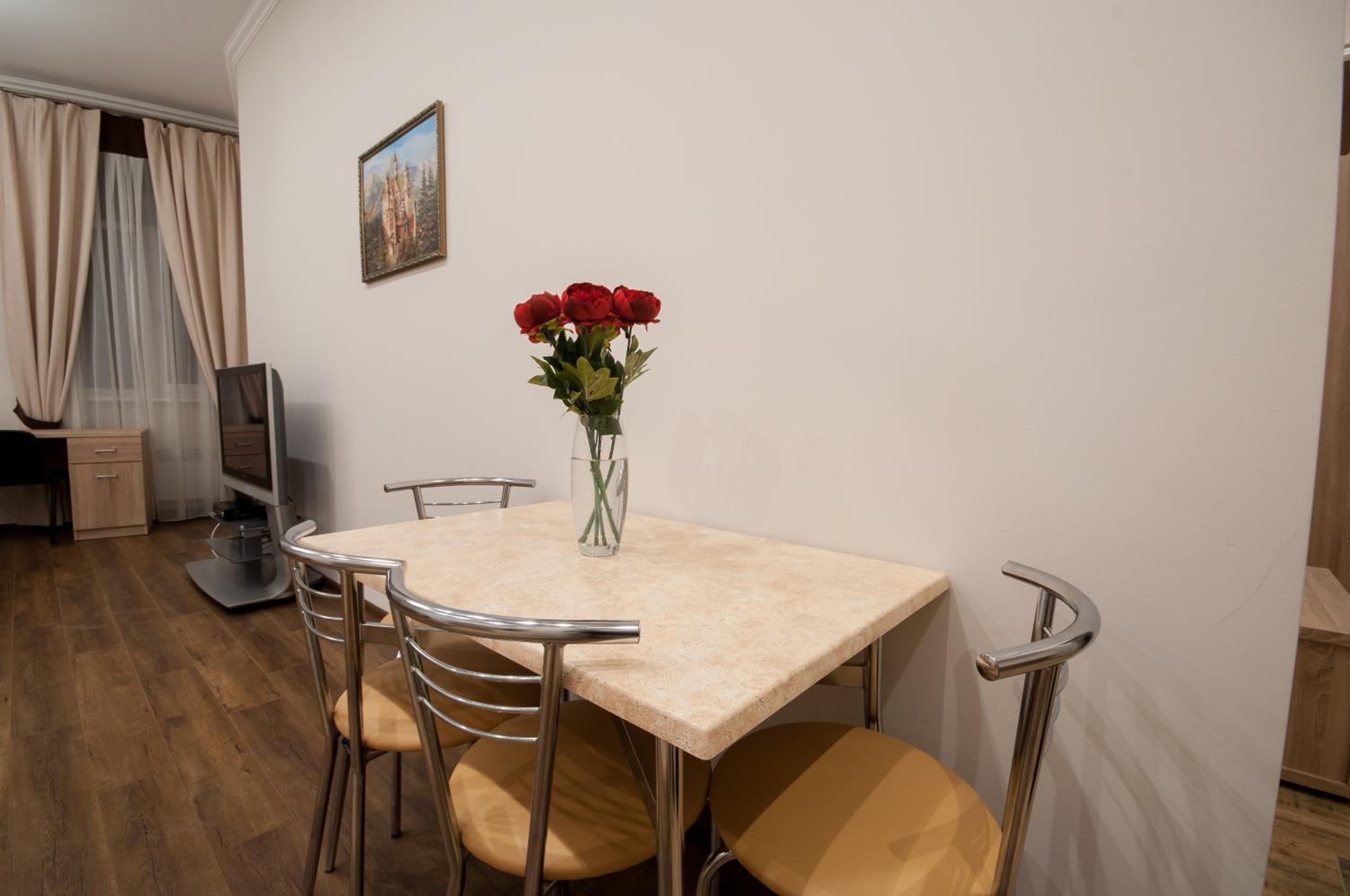 Wonderful flat on city center (Mukachivska 4/11)