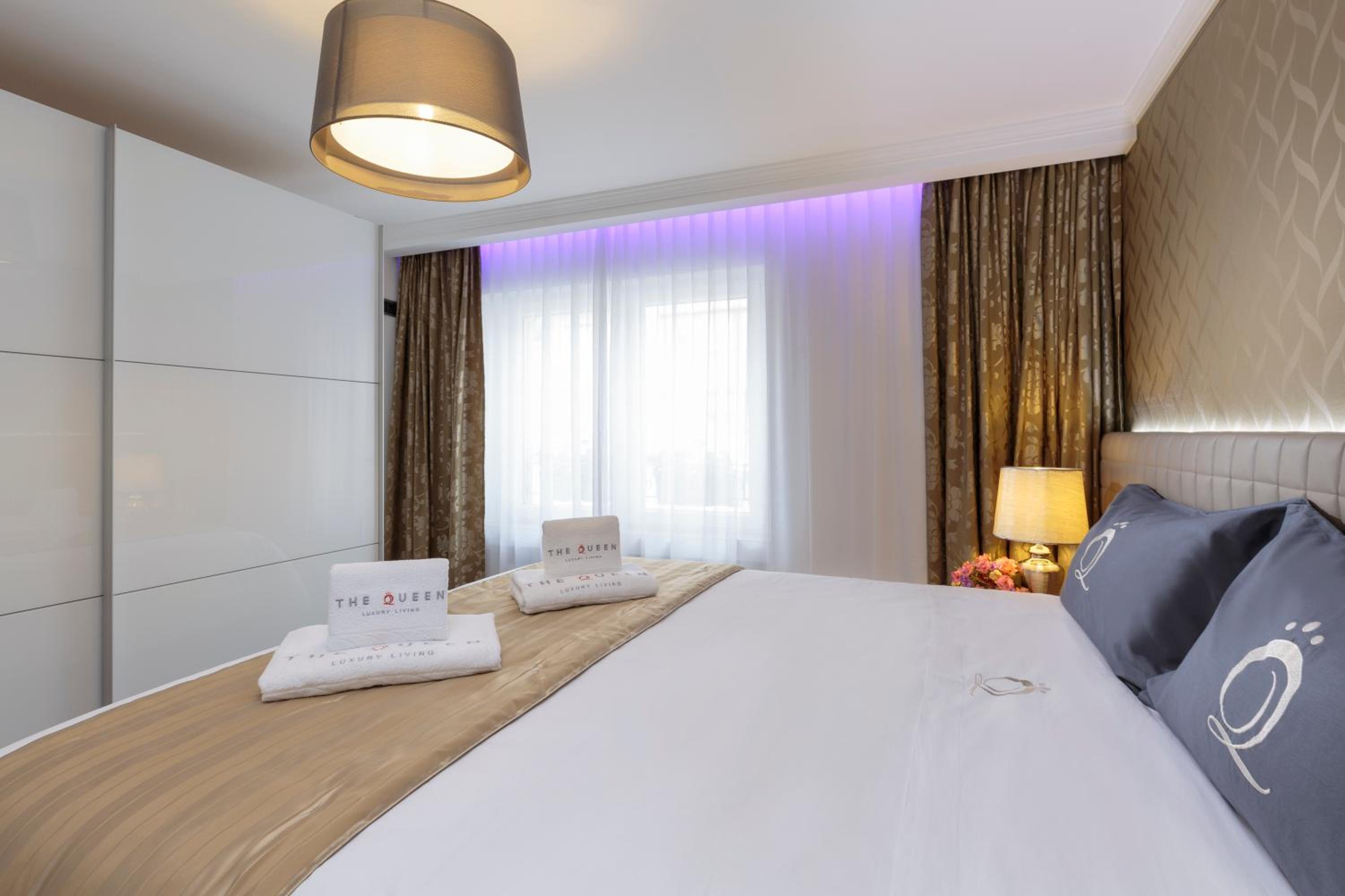 The Queen Luxury Apartments - Villa Vinicia