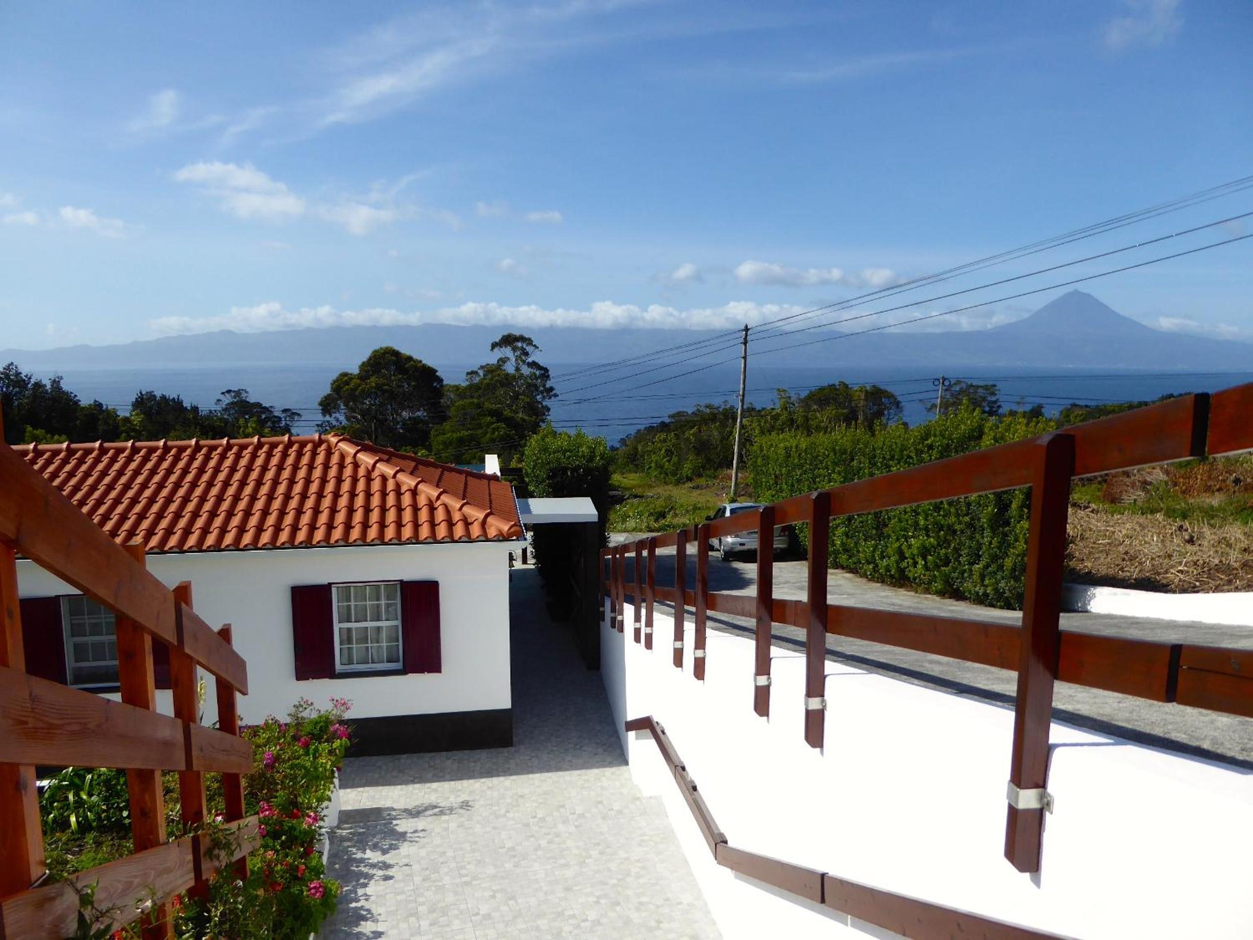 Azorean Cottage São Jorge view 5