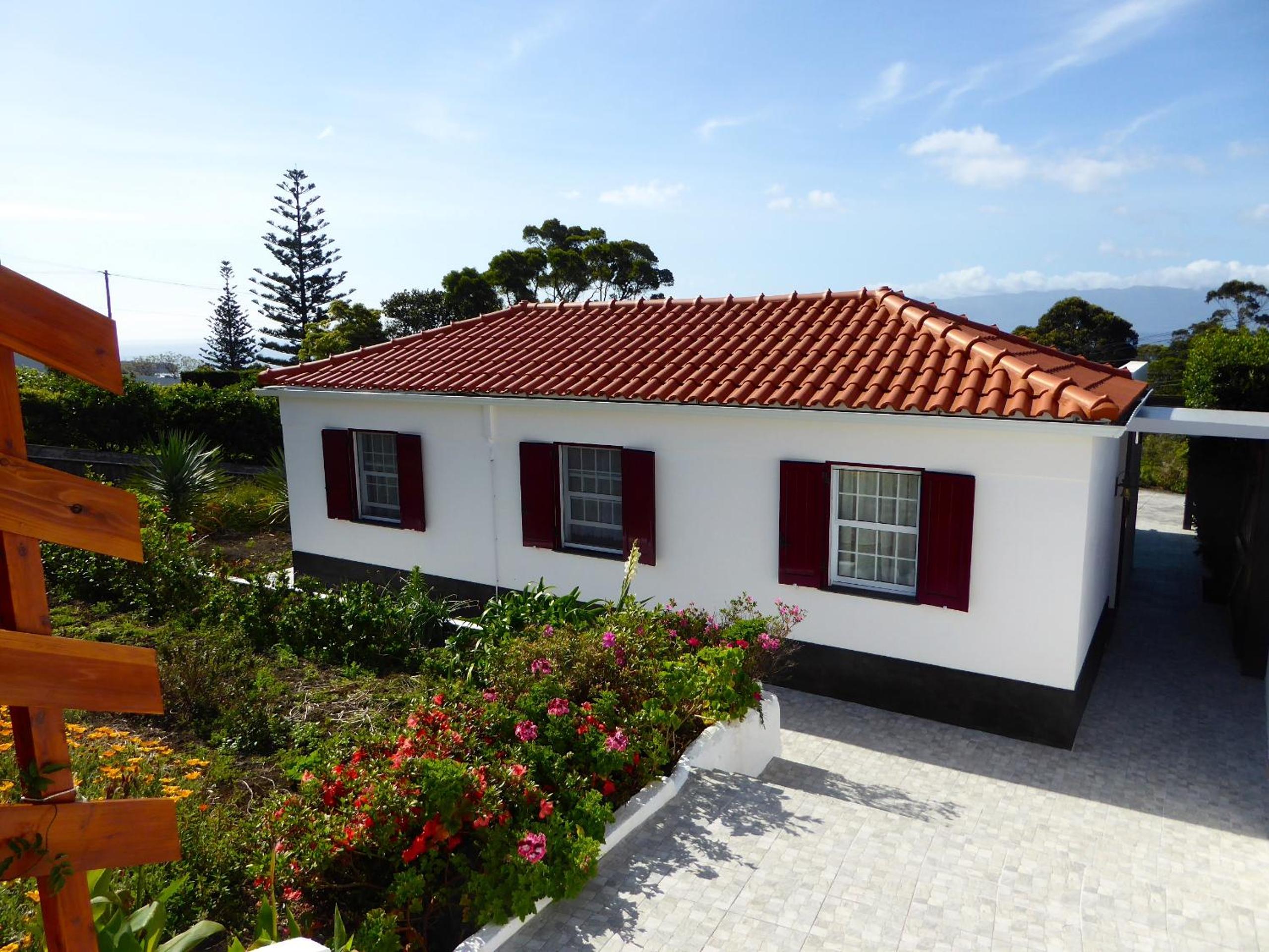 Azorean Cottage São Jorge view 4