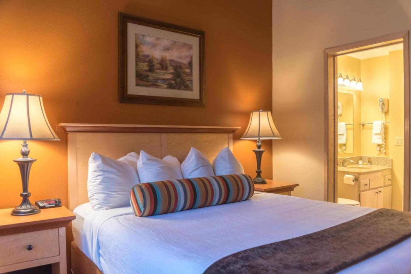 Whispering Woods Resort