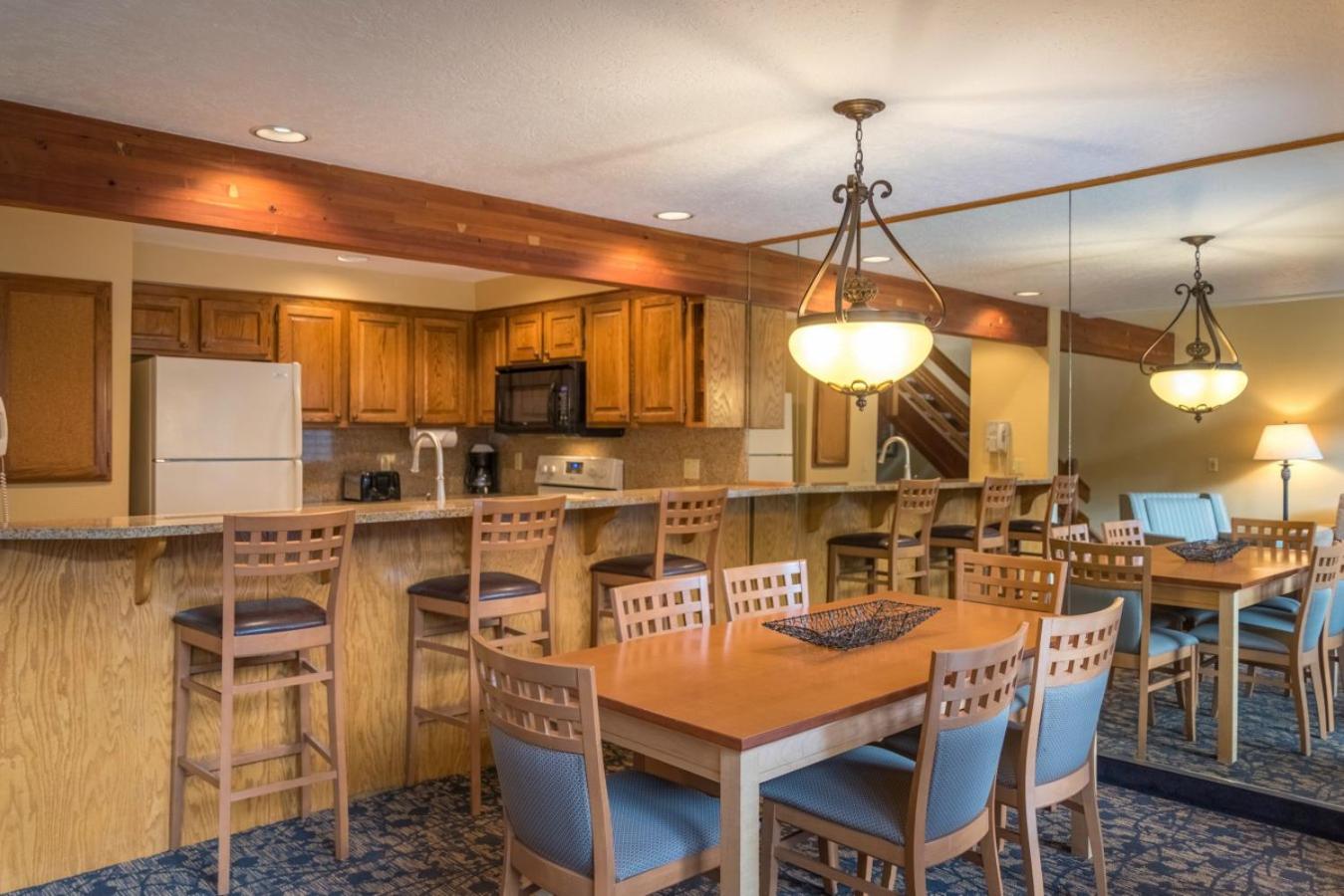 Whispering Woods Resort