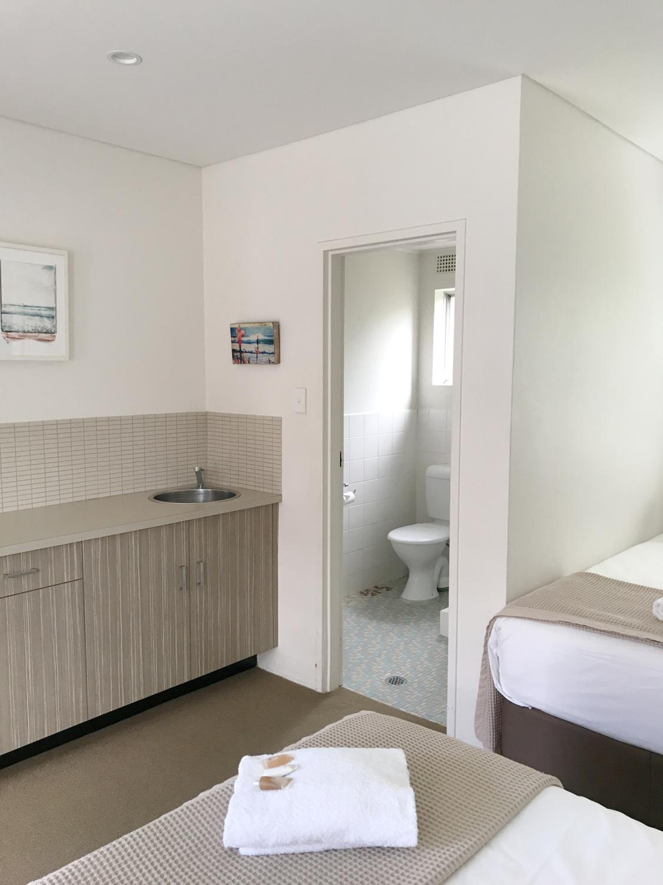 Thirroul Beach Motel