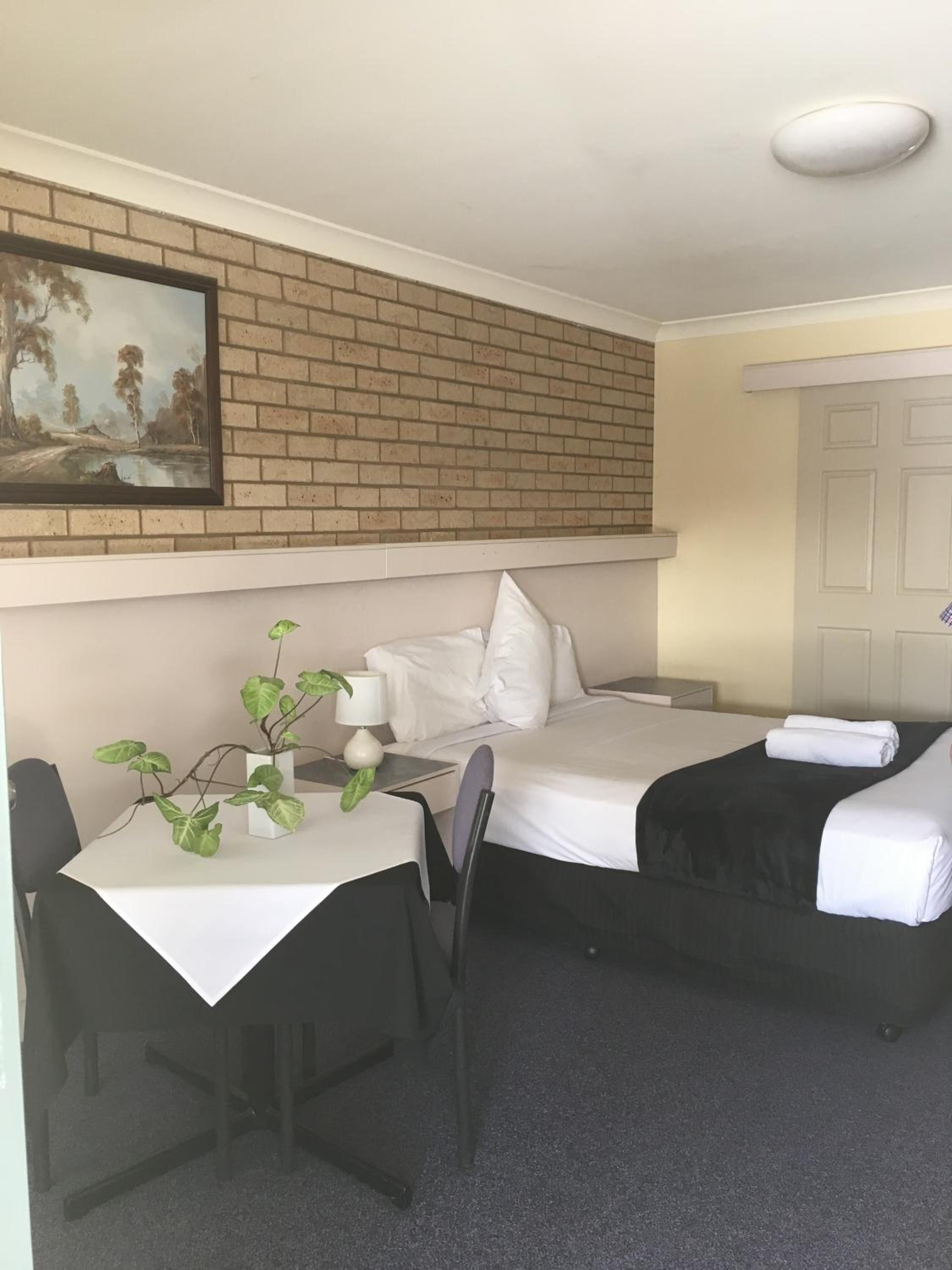 Jolly Swagman Motor Inn