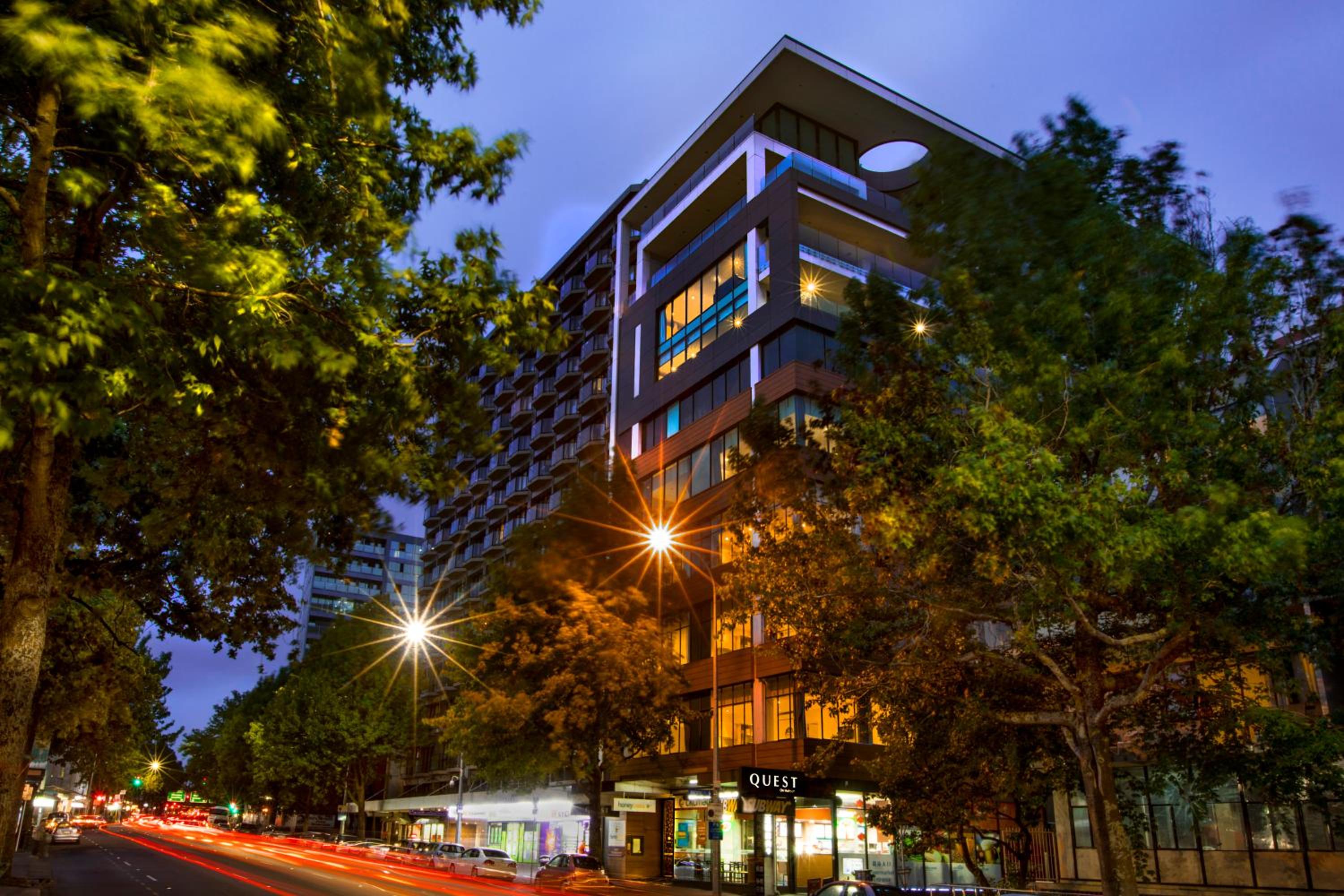Hotel Quest on Hobson Serviced Apartments - Image 1