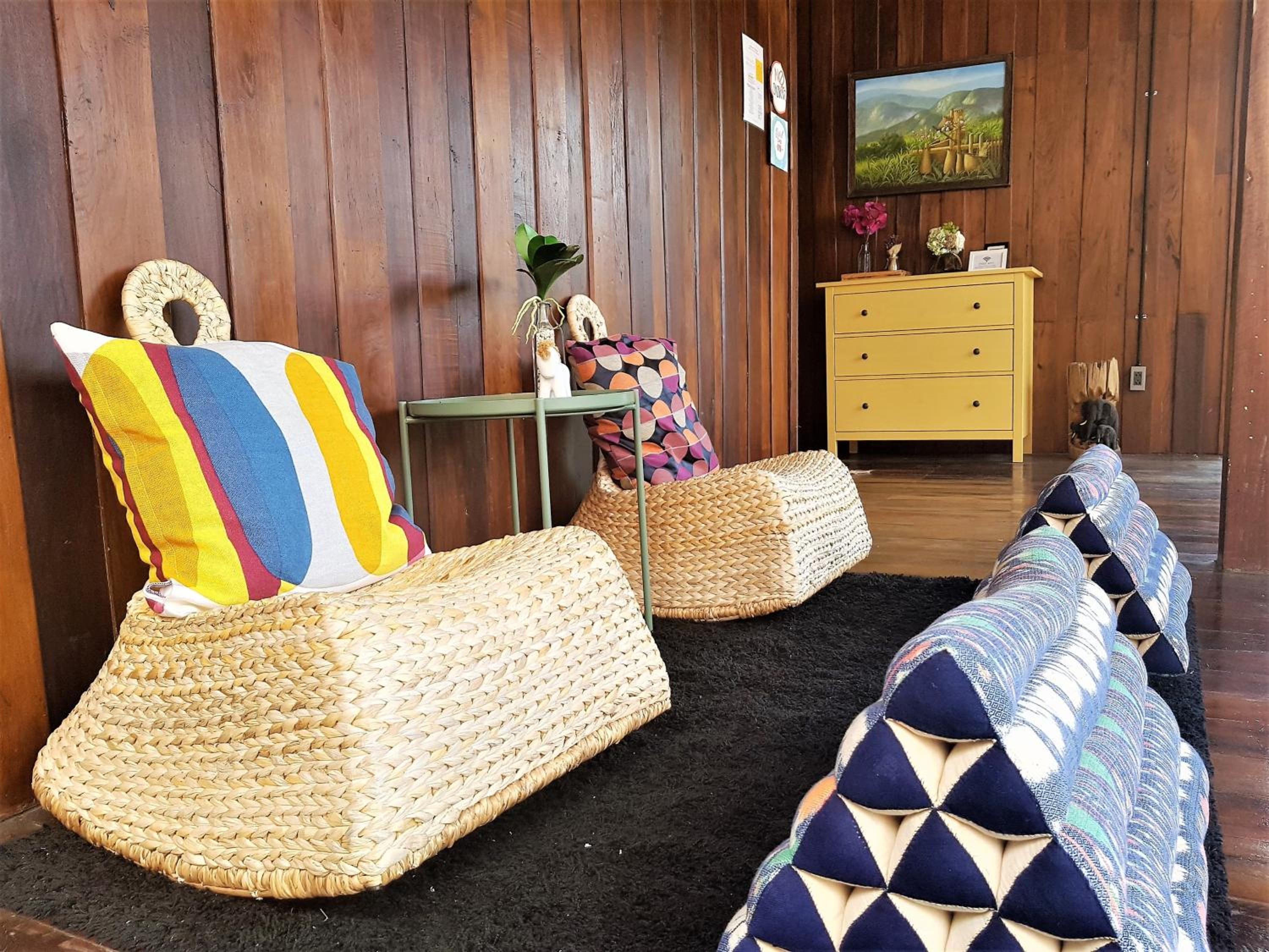 Baan Mai Kradan Hostel Chiang Rai