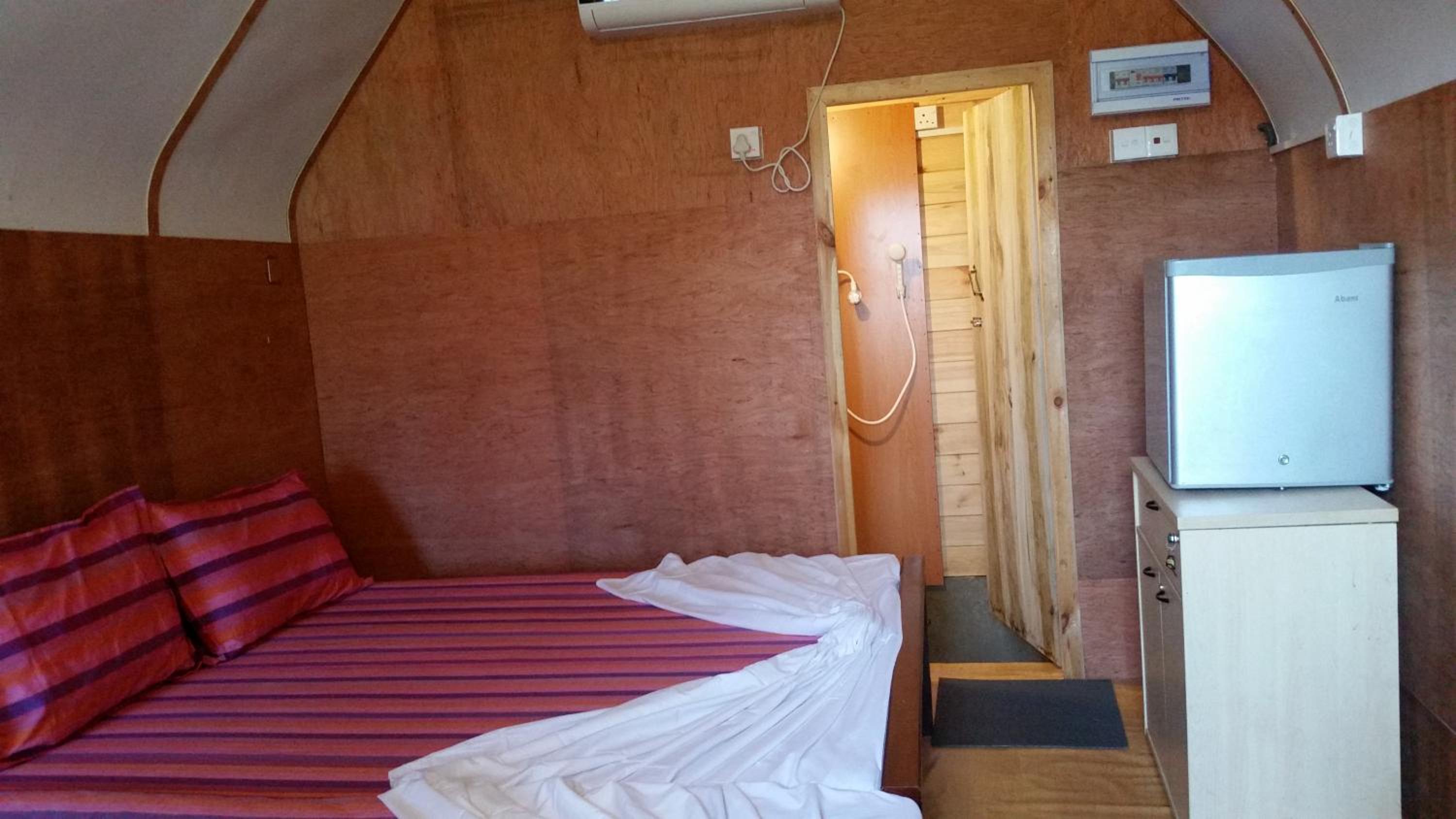 Ceylon Antheia Beach Resort